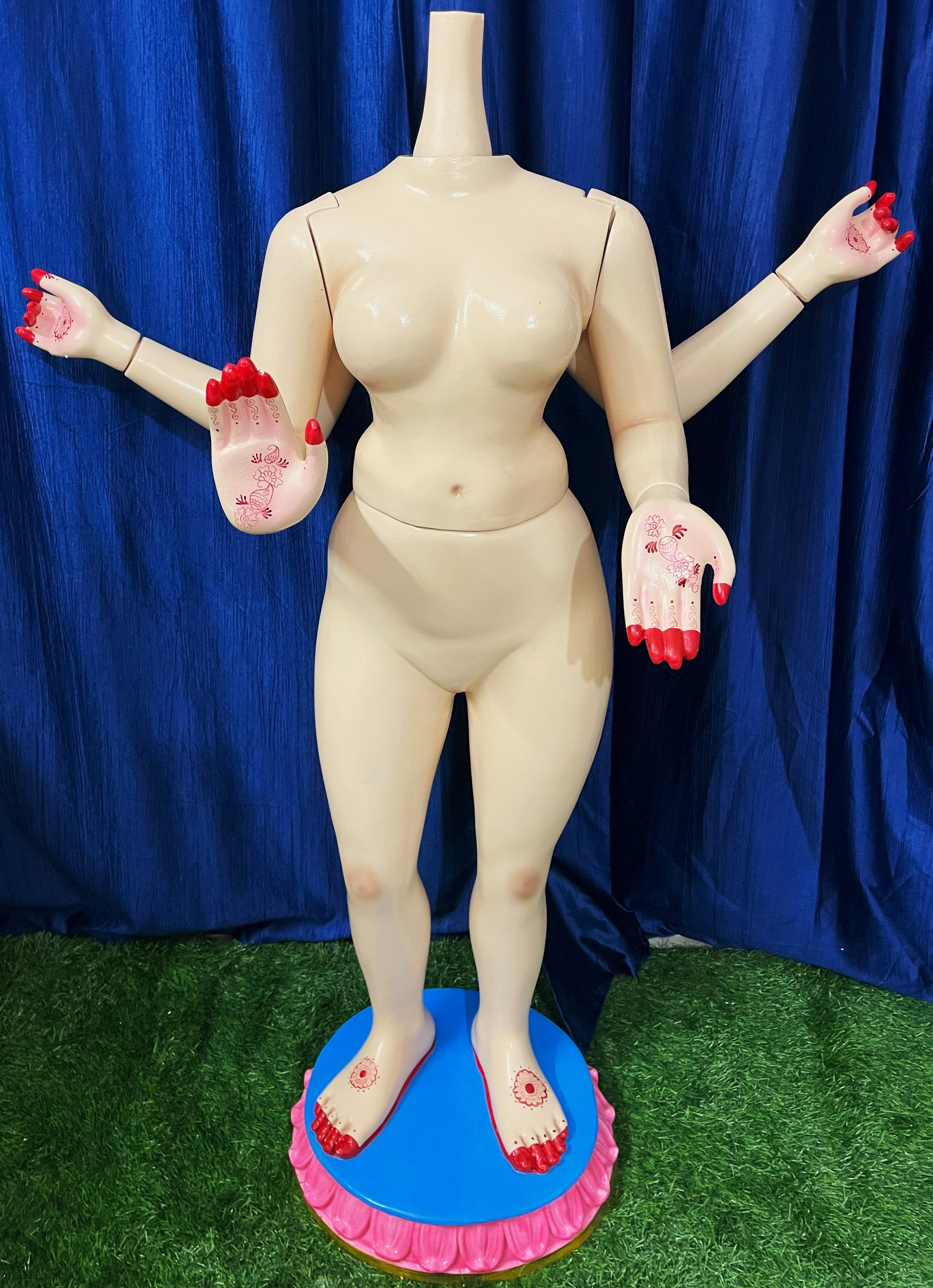Premium Fibre Lakshmi / Durga Deity Idol Body for Alankaram | Fully Dismantlable with Inbuilt Copper Kalash | 4.5 Feet 1