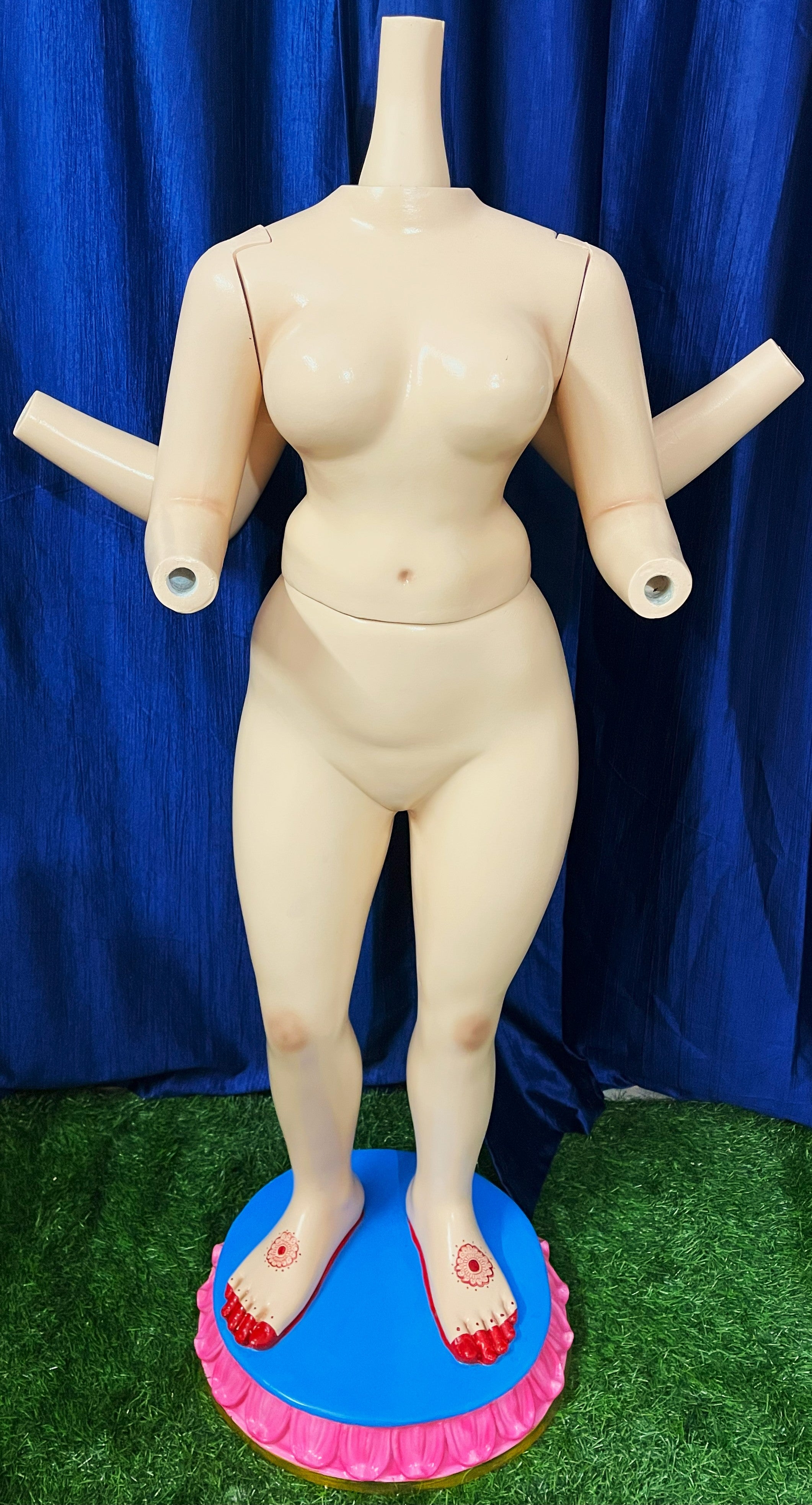 Premium Fibre Lakshmi / Durga Deity Idol Body for Alankaram | Fully Dismantlable with Inbuilt Copper Kalash | 4.5 Feet 2