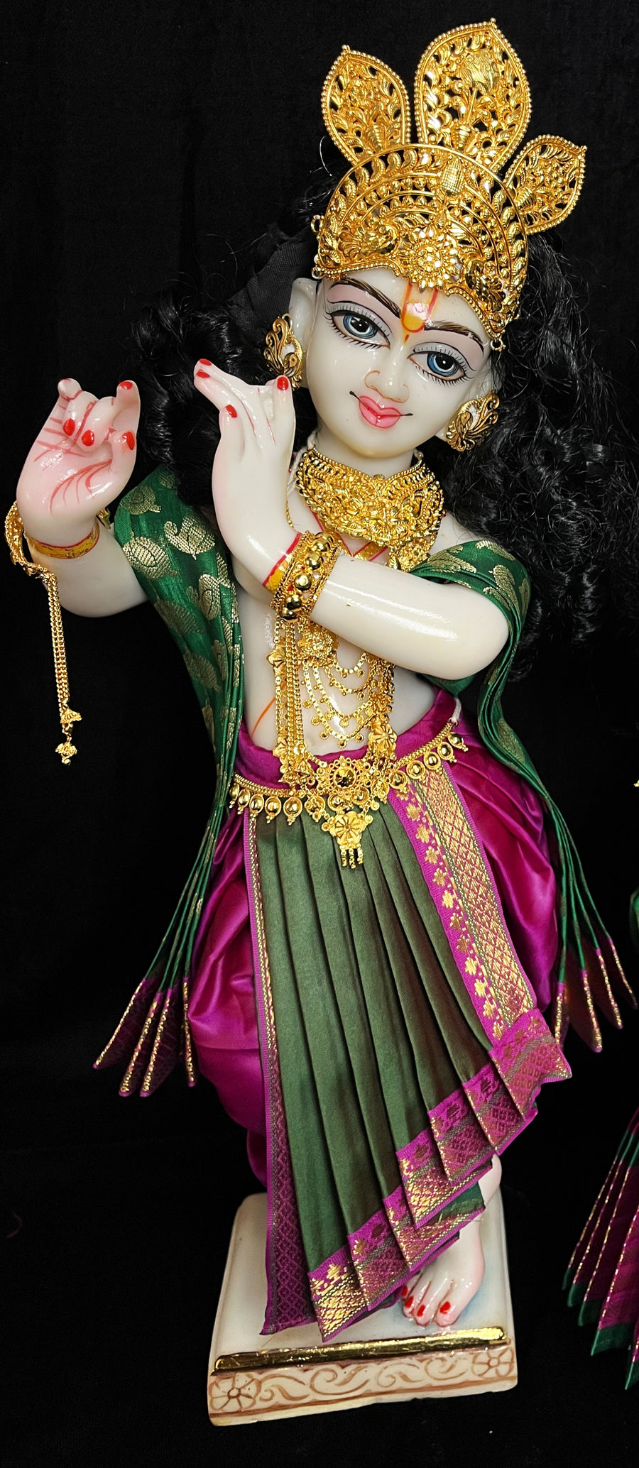 Deity dhoti and patka shalya / Uparna vastra made of Cut Fabric Soft Silk Dhoti (Not Pure Silk) - Magenta Dhoti with Green  contrast and Green zari butta shalya with Magenta zari border