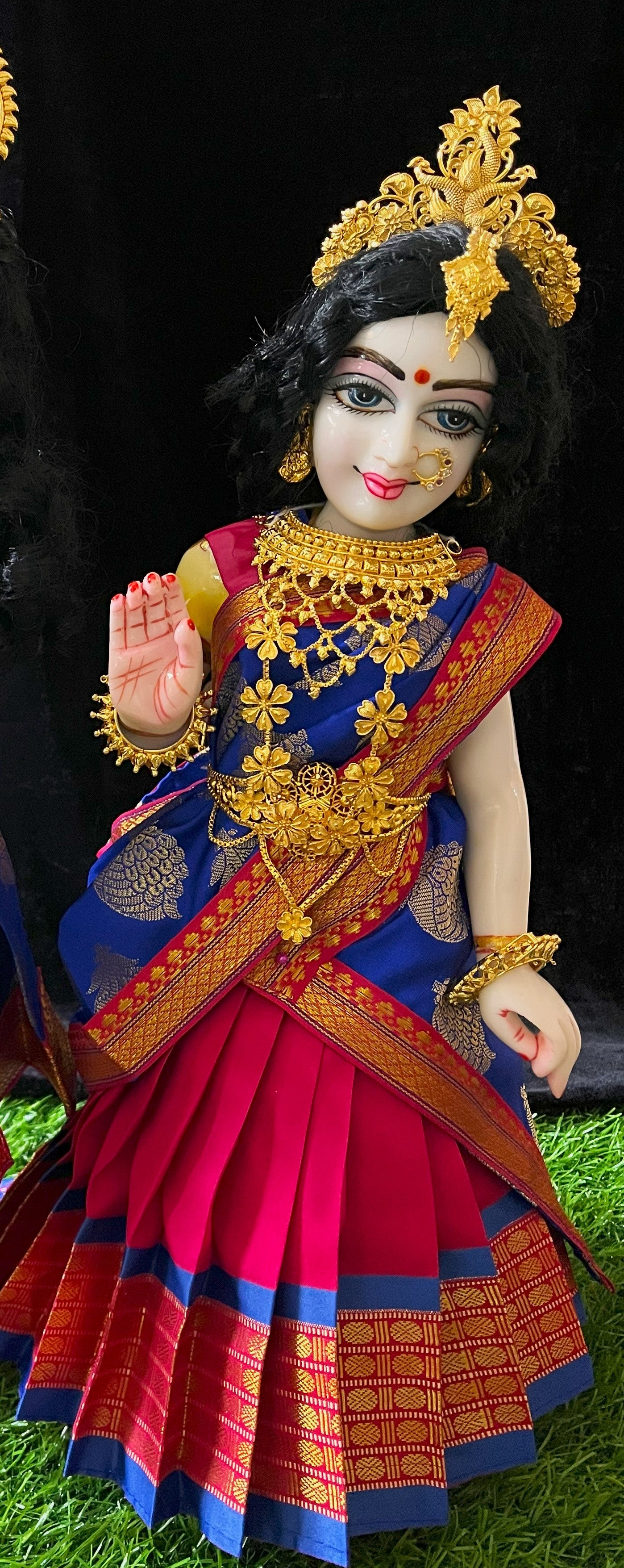 Deity half saree / lehenga patka made of Cut Fabric Soft Silk (Not Pure Silk) - Pink Lehenga with Blue running jari border and Blue zari butta dupatta with pink zari border 2