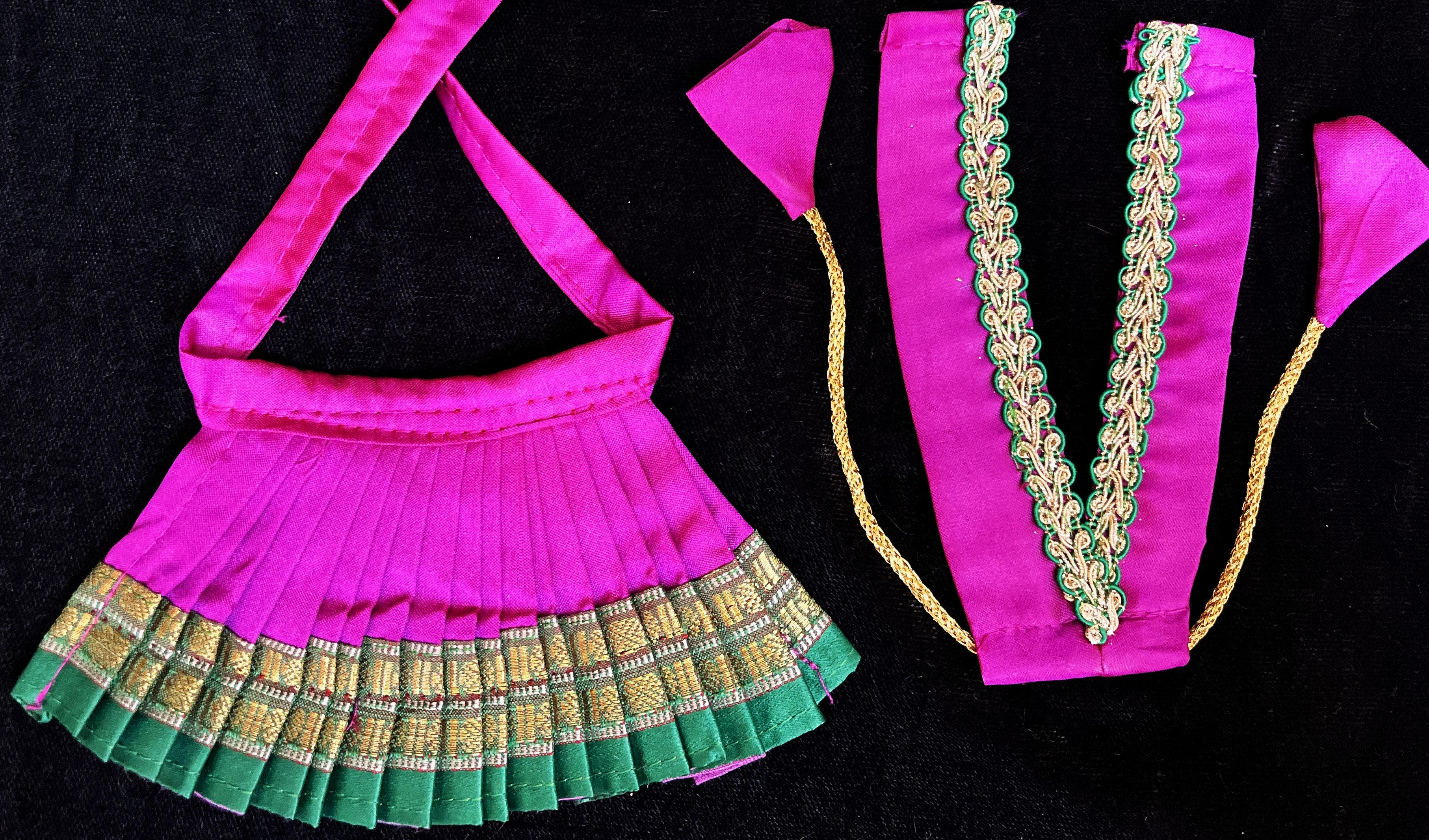 Deity half saree / lehenga patka made of Cut Fabric Soft Silk (Not Pure Silk) - Magenta Lehenga with Green  running jari border and Green zari butta dupatta with Magenta zari border 4