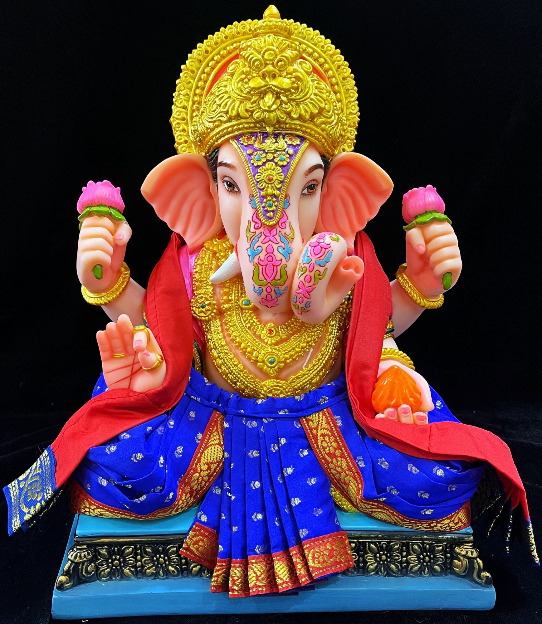Dagdusheth Halwai Ganpati Dhoti made of Soft Silk (Pure Silk) - Royal blue dhoti with Red border and Red Shalya 1