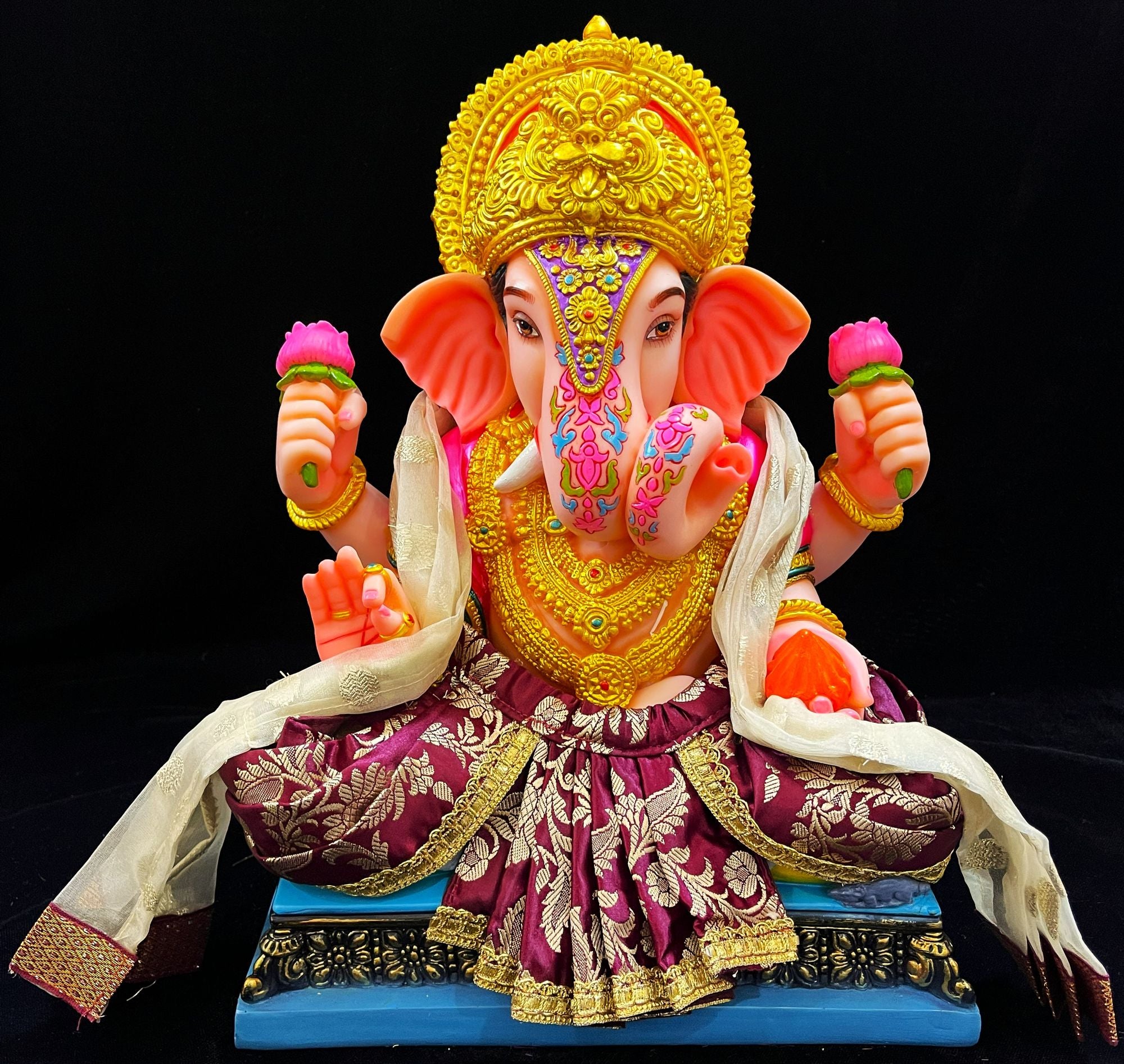Dagdusheth Halwai Ganpati Dhoti made of Banaras Silk (Pure Silk) - Maroon with Off White Shalya 1