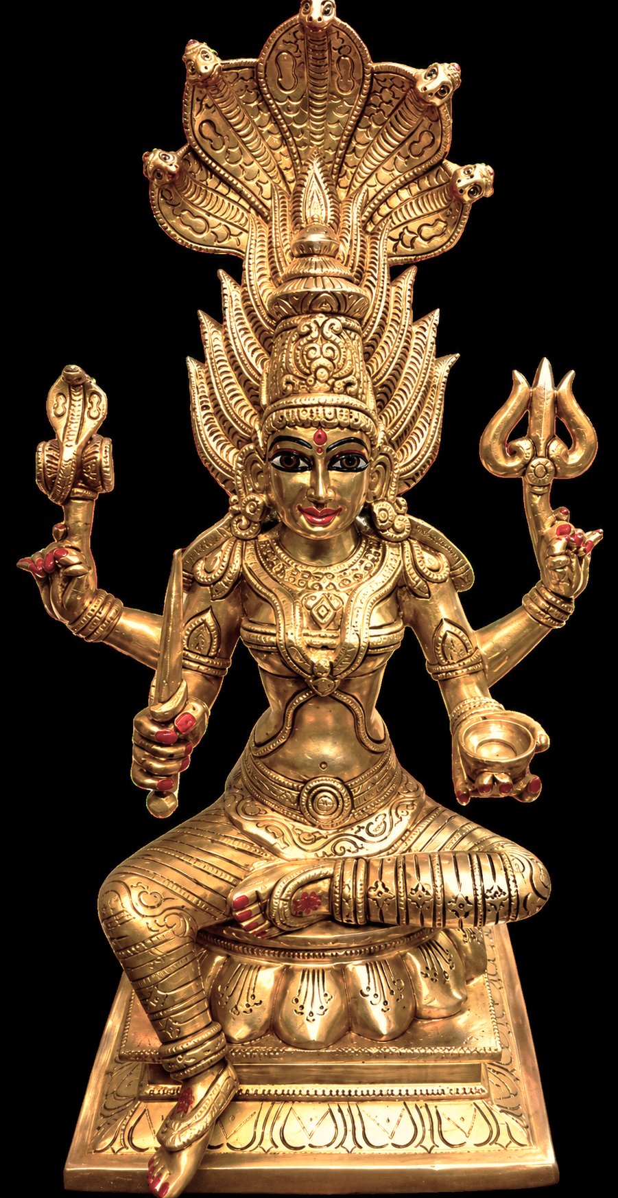 Handcrafted Brass Mariamman Idol – 17 Inches | 7.5 Kg | Divine Goddess of Protection & Prosperity 1