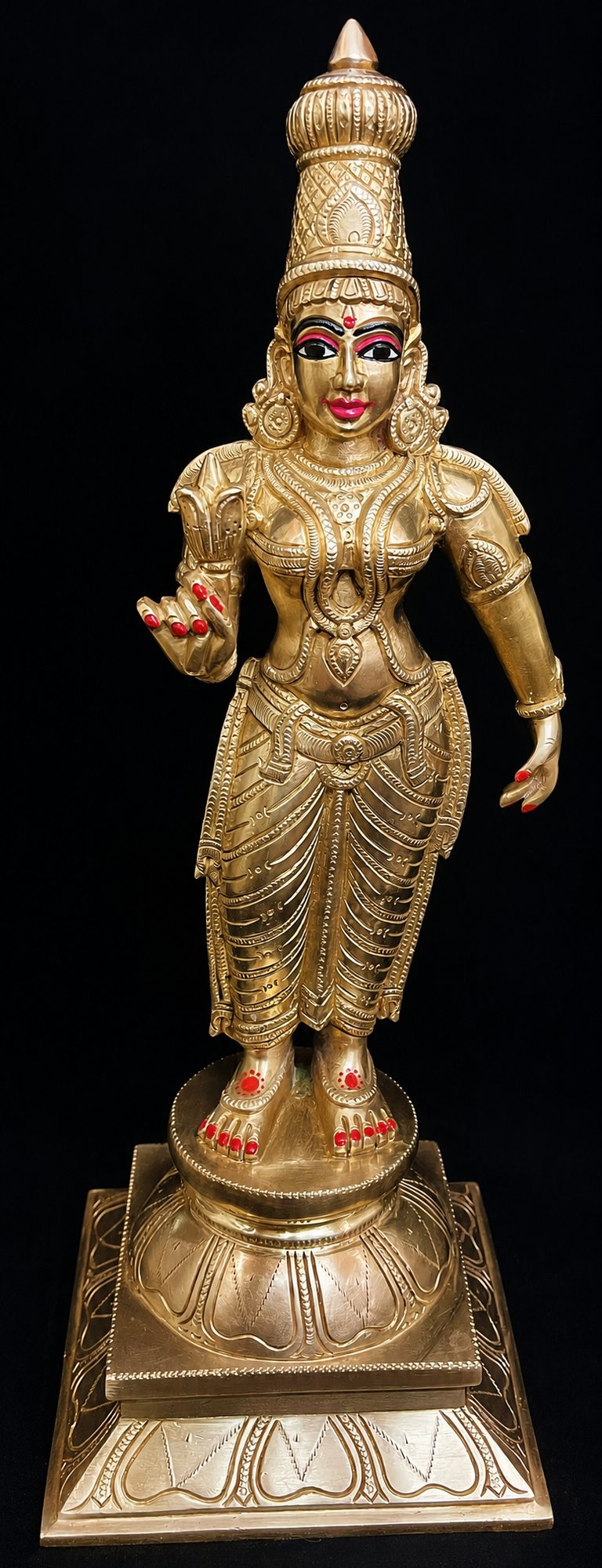 Handcrafted Brass Goddess Meenakshi Idol – 19 Inch | Divine Grace, Prosperity & Royal Elegance
