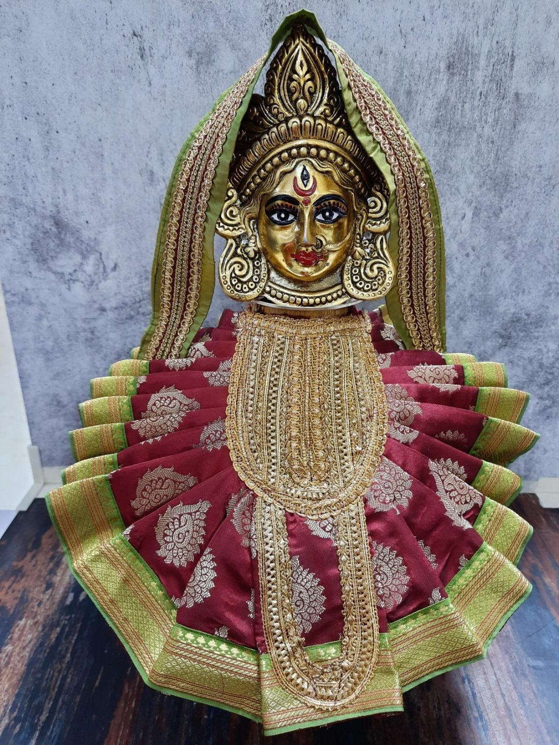 Deity Pre-stitched Kohlapur Mahalakshmi Saree made of Tapeta Silk (Not Pure Silk) - Maroon Saree with Green border, Green blouse and Shalya 2