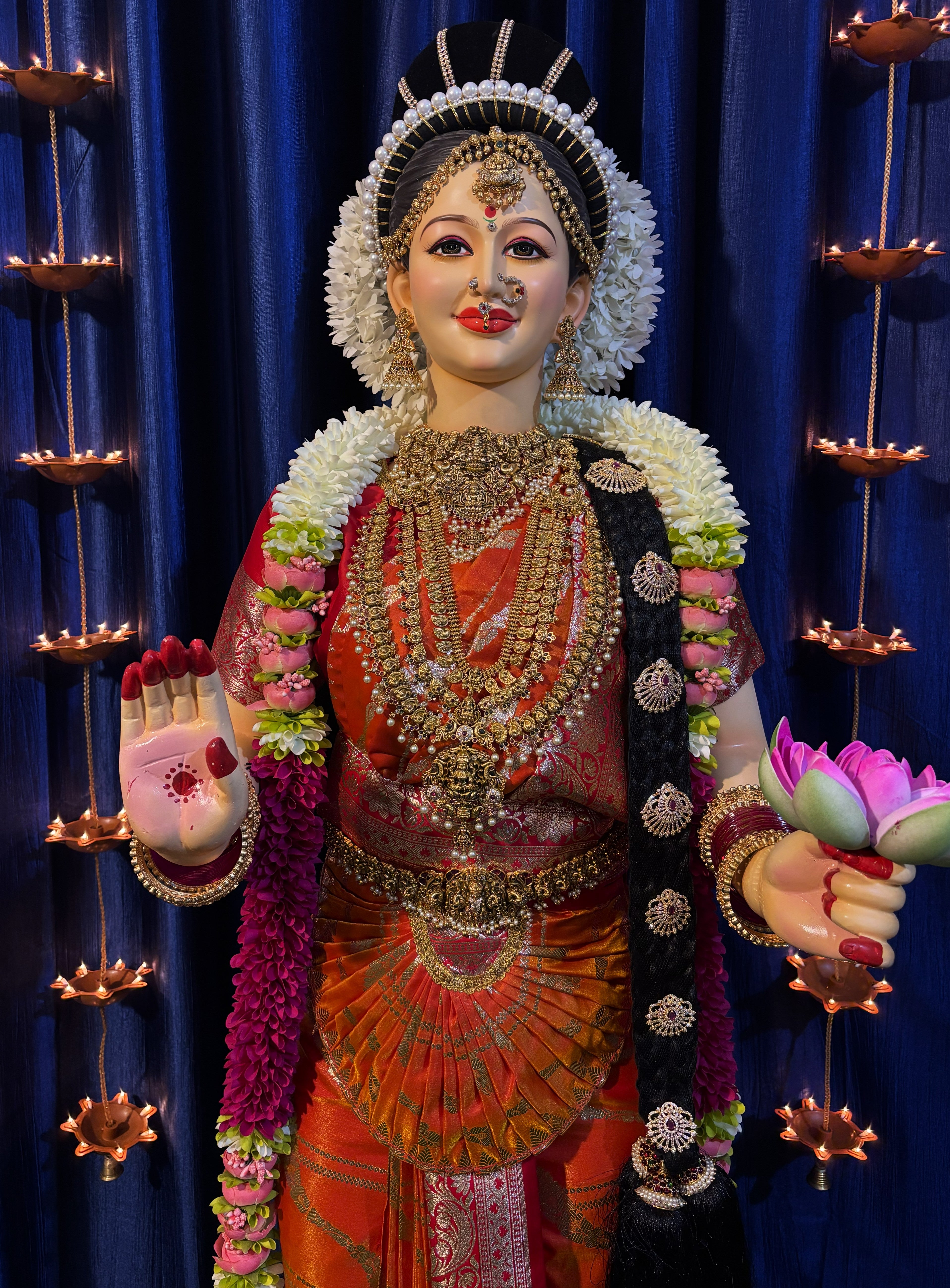Premium Varamahalakshmi Fiber Body with Banaras Kanjivaram Saree, Temple Jewellery, Stone Crown & Lotus Alankaram | Fully Dismantlable Goddess Idol for Varamahalakshmi & Navaratri 1