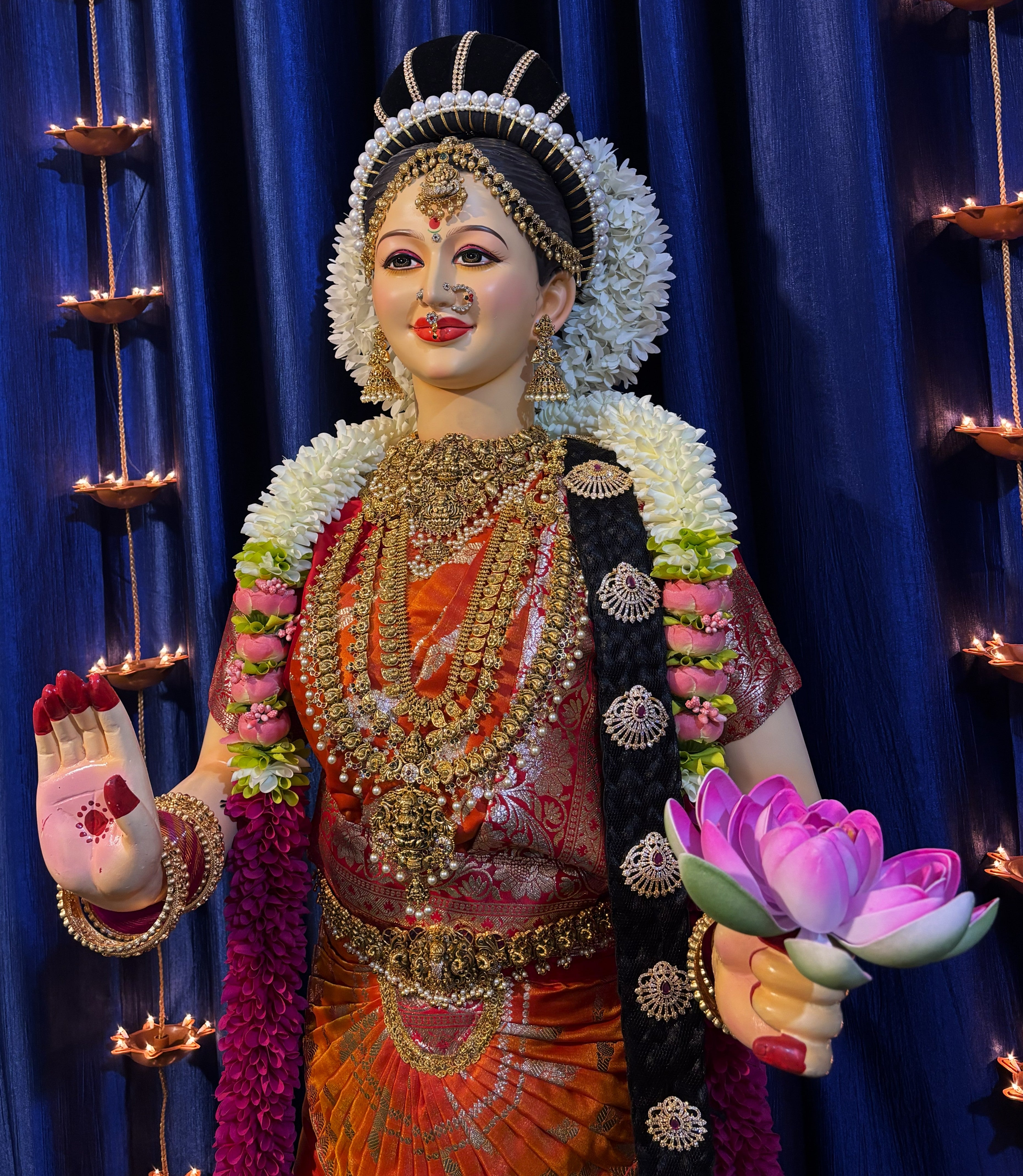 Premium Varamahalakshmi Fiber Body with Banaras Kanjivaram Saree, Temple Jewellery, Stone Crown & Lotus Alankaram | Fully Dismantlable Goddess Idol for Varamahalakshmi & Navaratri 3
