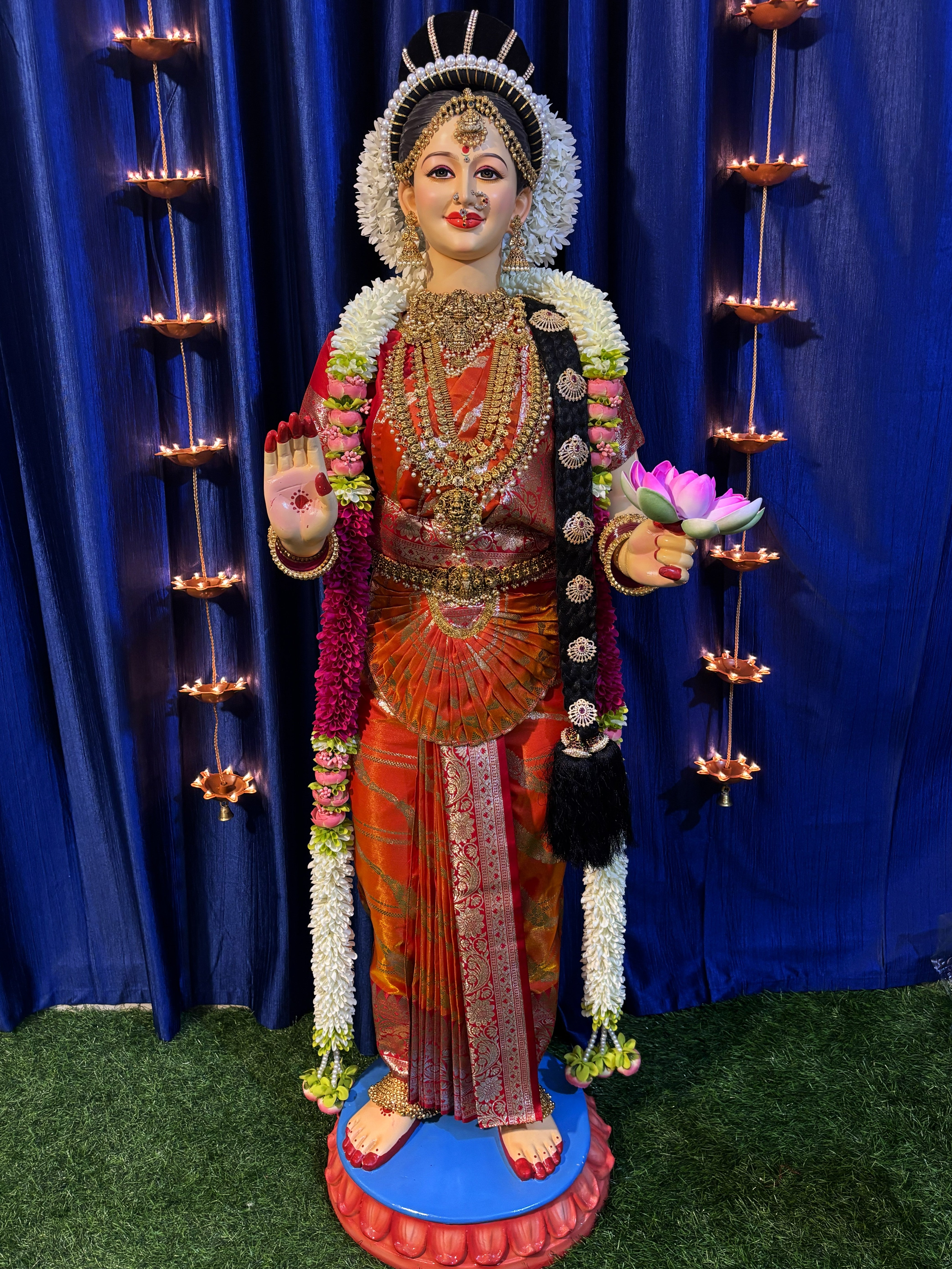 Premium Varamahalakshmi Fiber Body with Banaras Kanjivaram Saree, Temple Jewellery, Stone Crown & Lotus Alankaram | Fully Dismantlable Goddess Idol for Varamahalakshmi & Navaratri 4