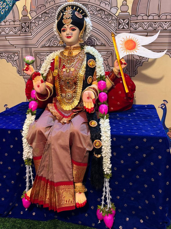 Premium Deity Adi Lakshmi (Varamahalakshmi) Temple Style Complete Alankaram Collection | Fully Dismantlable Goddess Idol for Varamahalakshmi & Navaratri