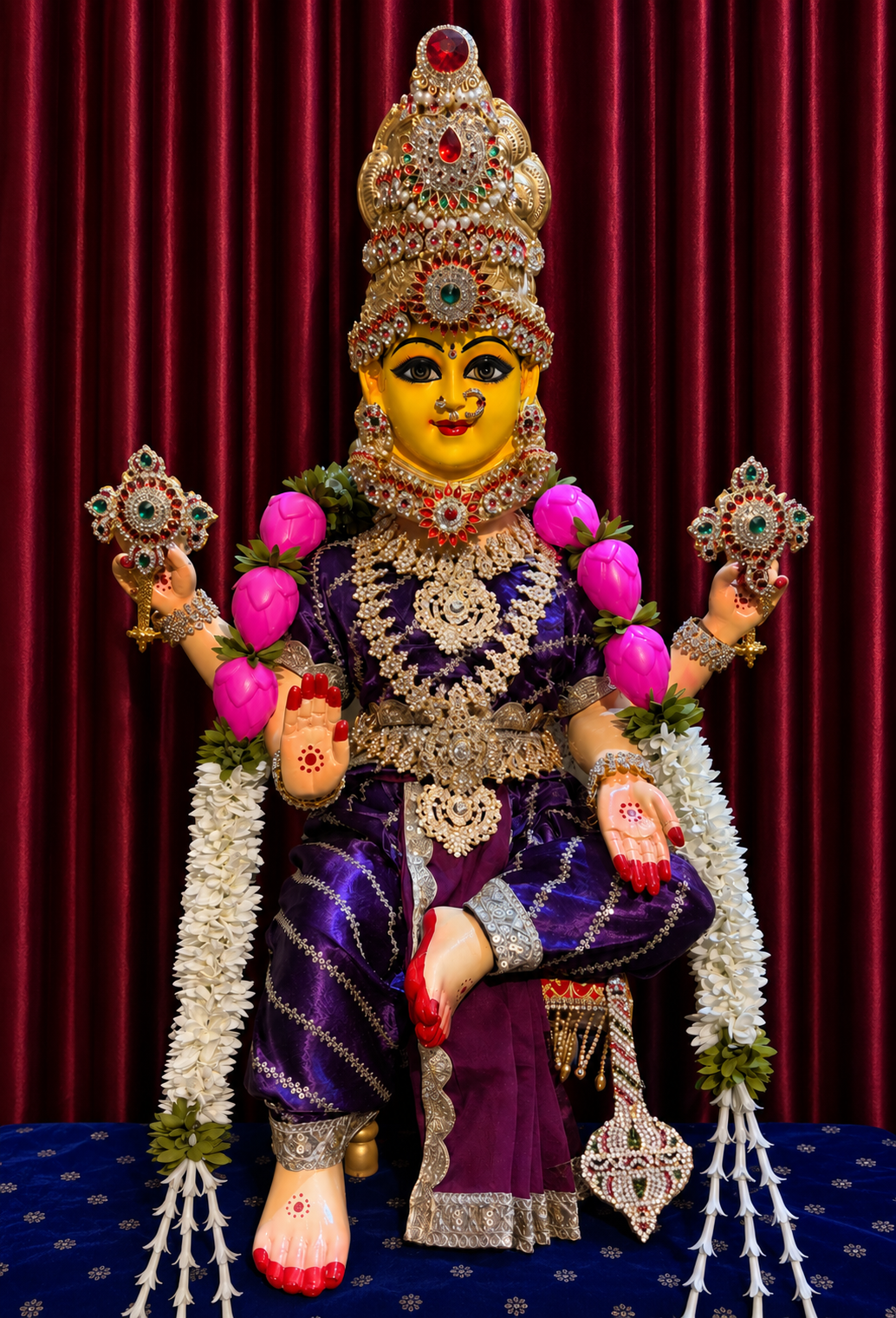 Premium Varamahalakshmi Fiber Body with Pure Dola Silk Saree, Temple Jewellery, Stone Crown & Lotus Alankaram | Fully Dismantlable Goddess Idol for Varamahalakshmi & Navaratri 2