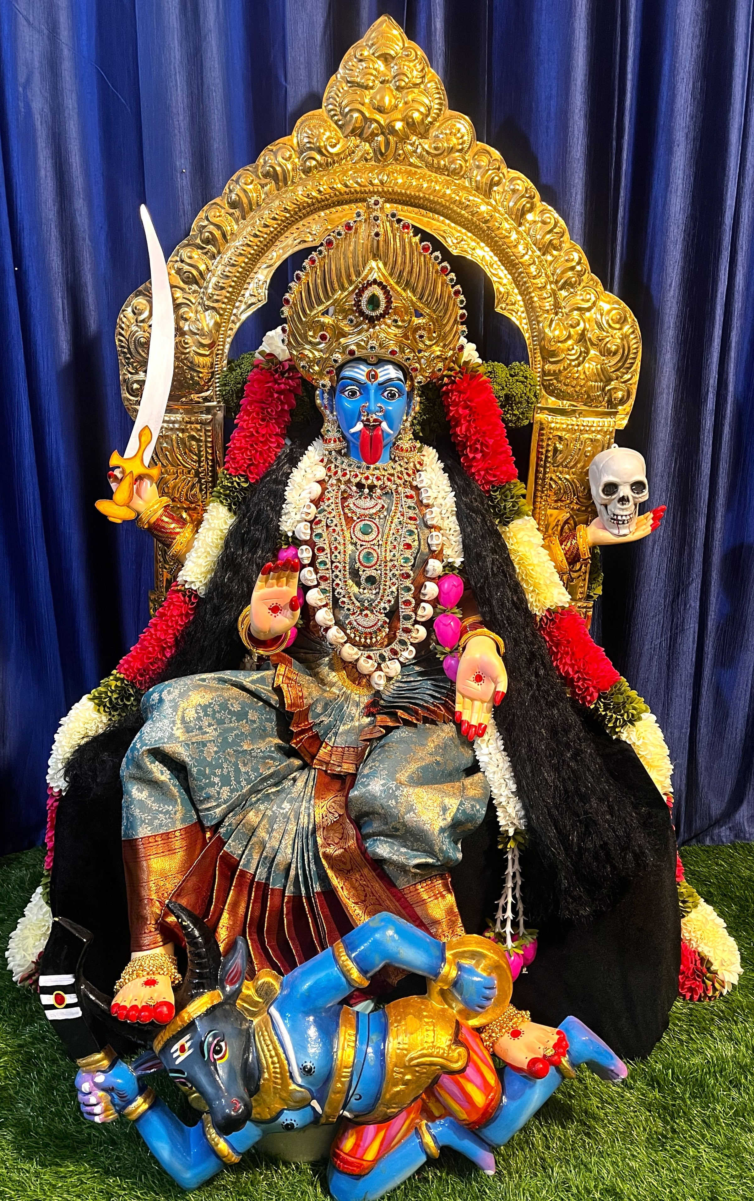 Premium CHAMUNDA / MAHA KALI Fiber Body with Semi Kanchivaram Tissue Silk Saree, Temple Jewellery, Stone Alankaram | Fully Dismantlable diety Idol for Navaratri 1