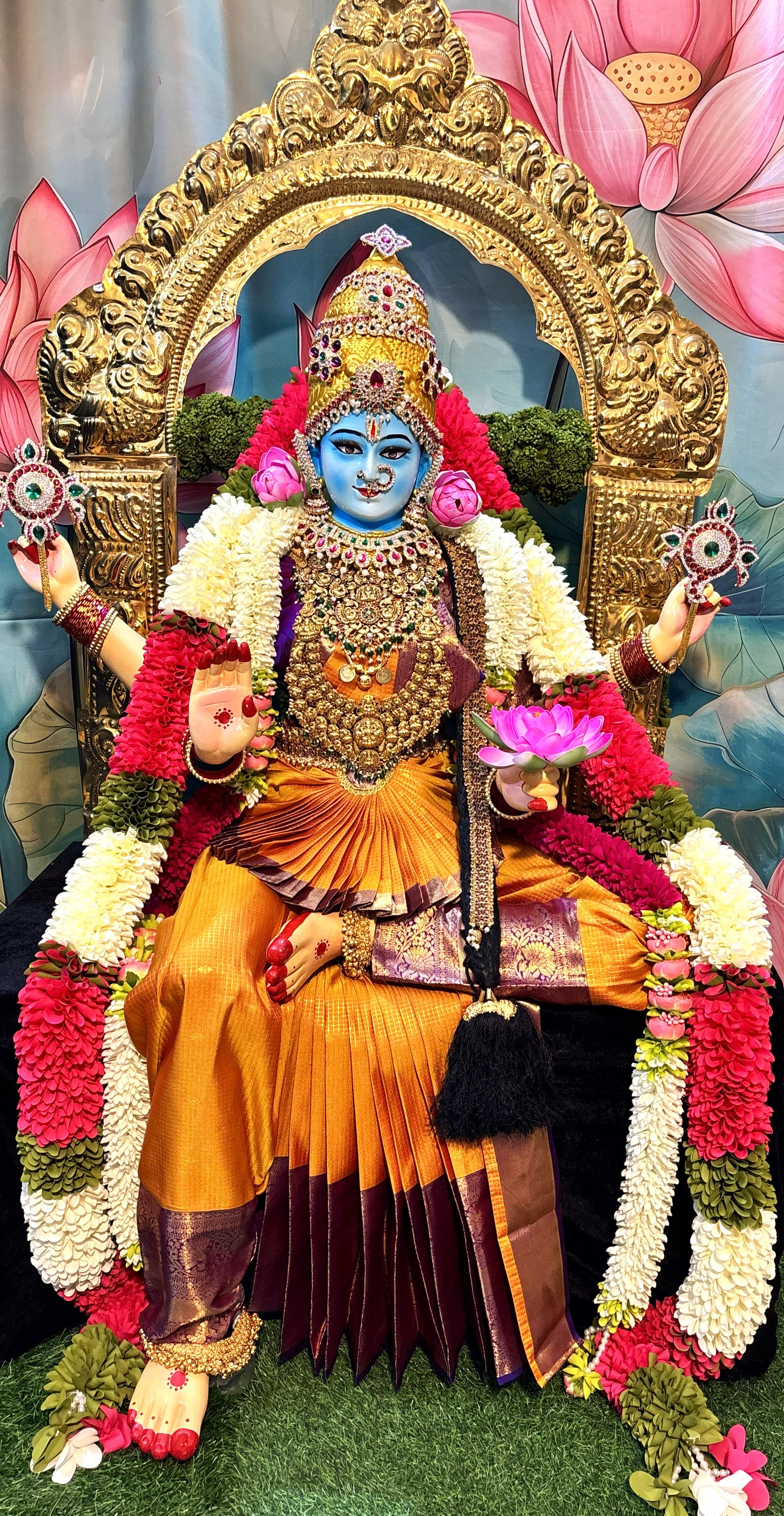 Premium Vaishnavi Devi Fiber Body with Semi Kanjivaram Saree, Temple Jewellery | Fully Dismantlable Goddess Idol for Varamahalakshmi & Navaratri 2