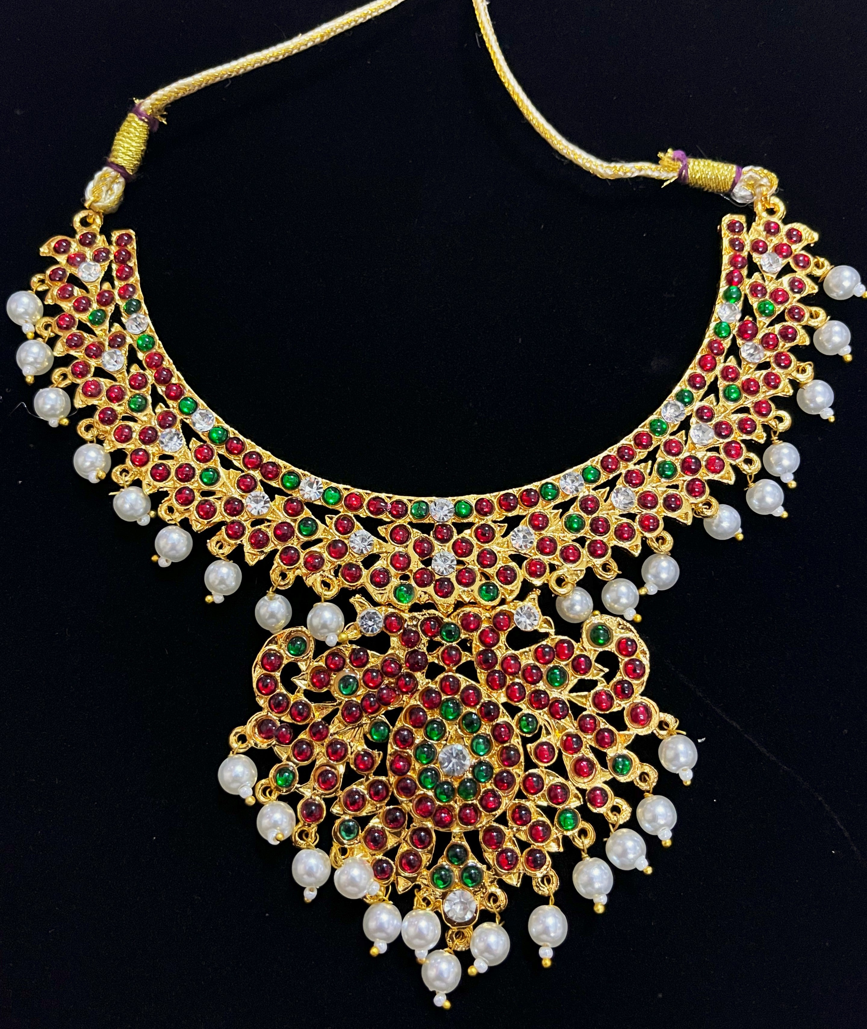 Deity short necklace / Choker - Pearls with read and green kemp stones on Gold plated metal alloy 1