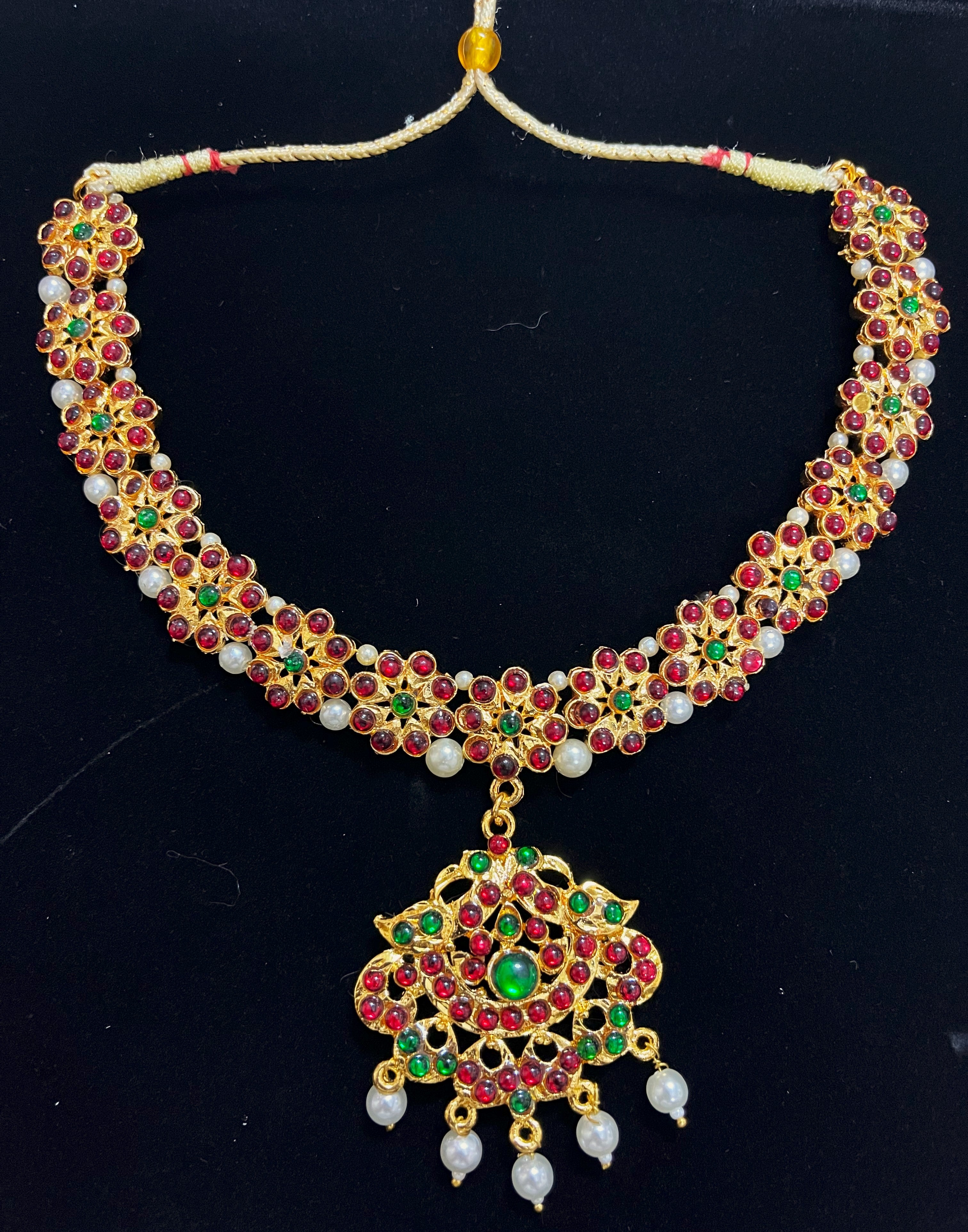Deity short necklace / Choker - Pearls with read and green kemp stones on Gold plated metal alloy 1