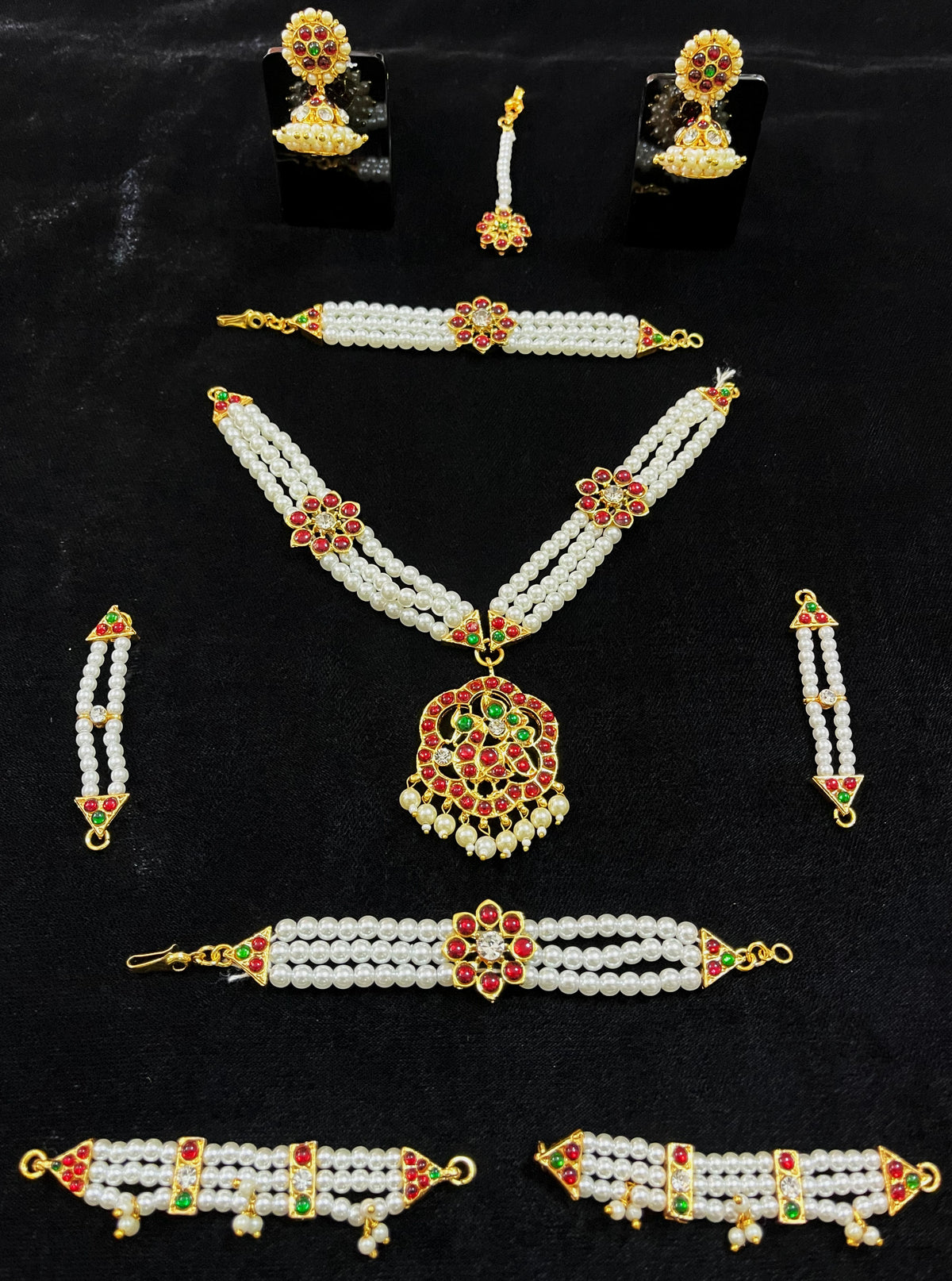 Bharatanatyam inspired jewellery set /  / Temple jewellery set for deity - Pearls with read and green kemp stones on Gold plated metal alloy