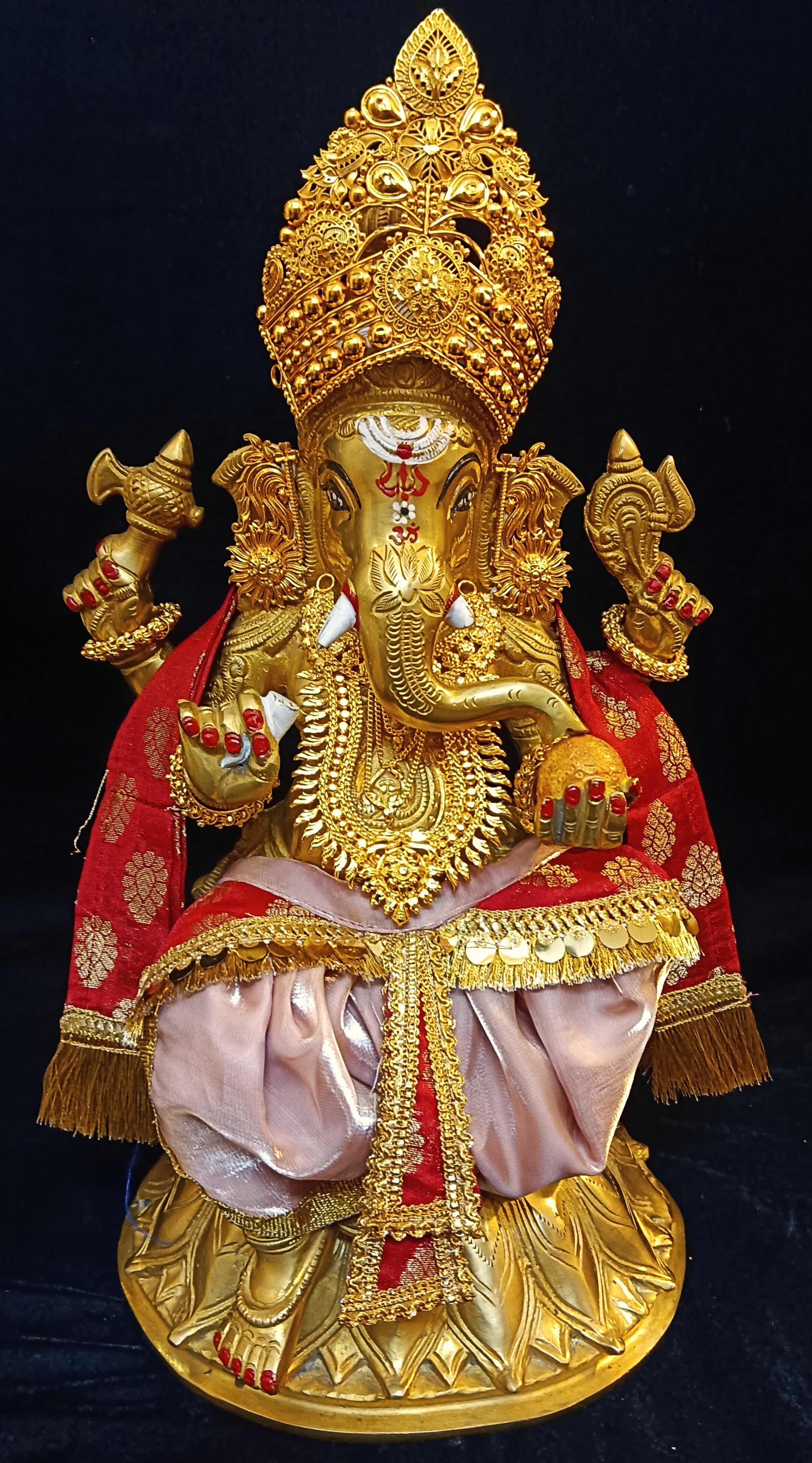 Deity dhoti and patka shalya / Uparna vastra made of Gimmi Choo Monocrome fabric - Rose Gold Dhoti with Gold Kiran Lace and Red Pleats and Shalya 1