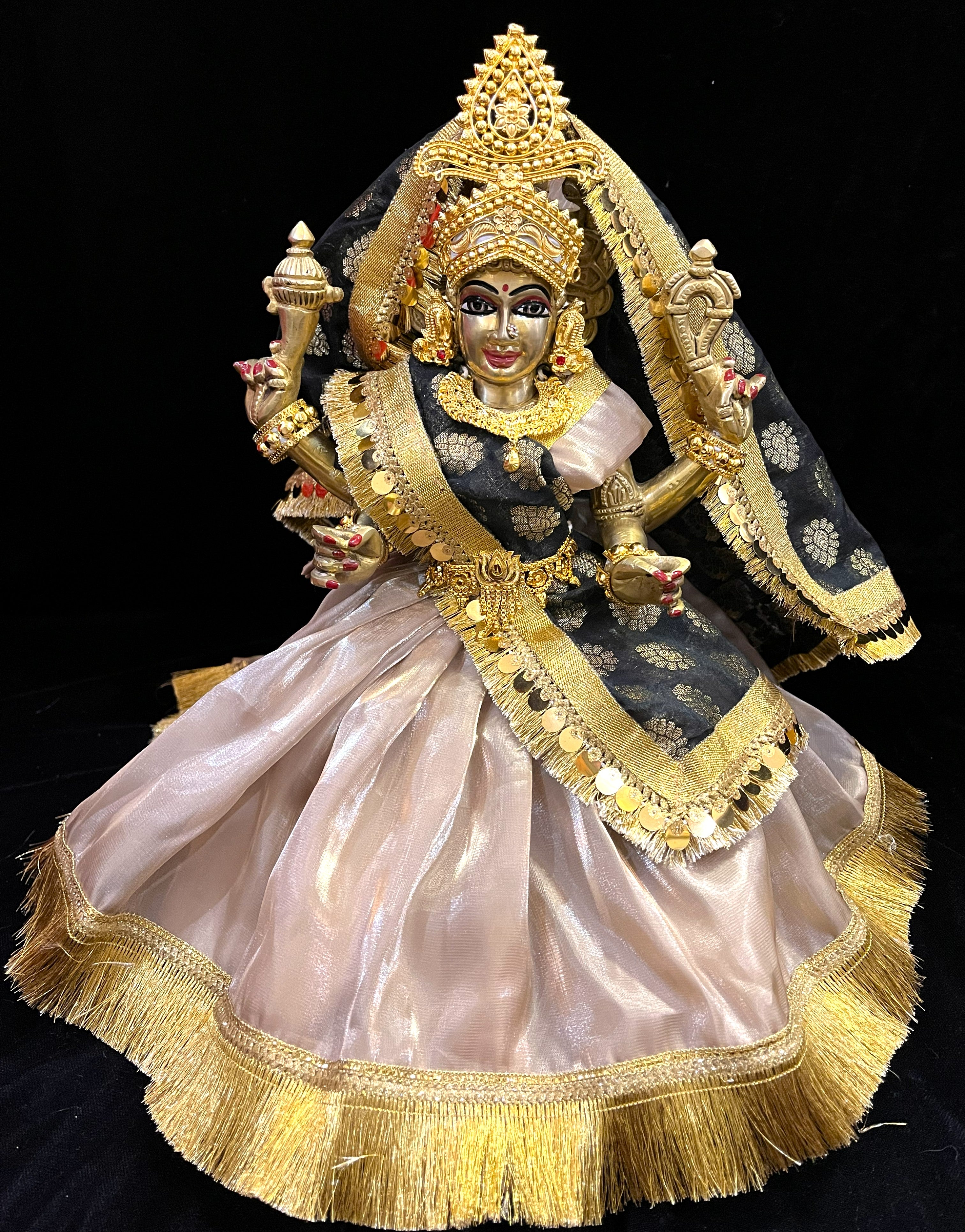 Deity half saree / Lehenga patka made of Gimmi Choo Monocrome fabric - Beige Lehenga and Blouse with Gold Kiran Lace and Jet Black Dupatta 1