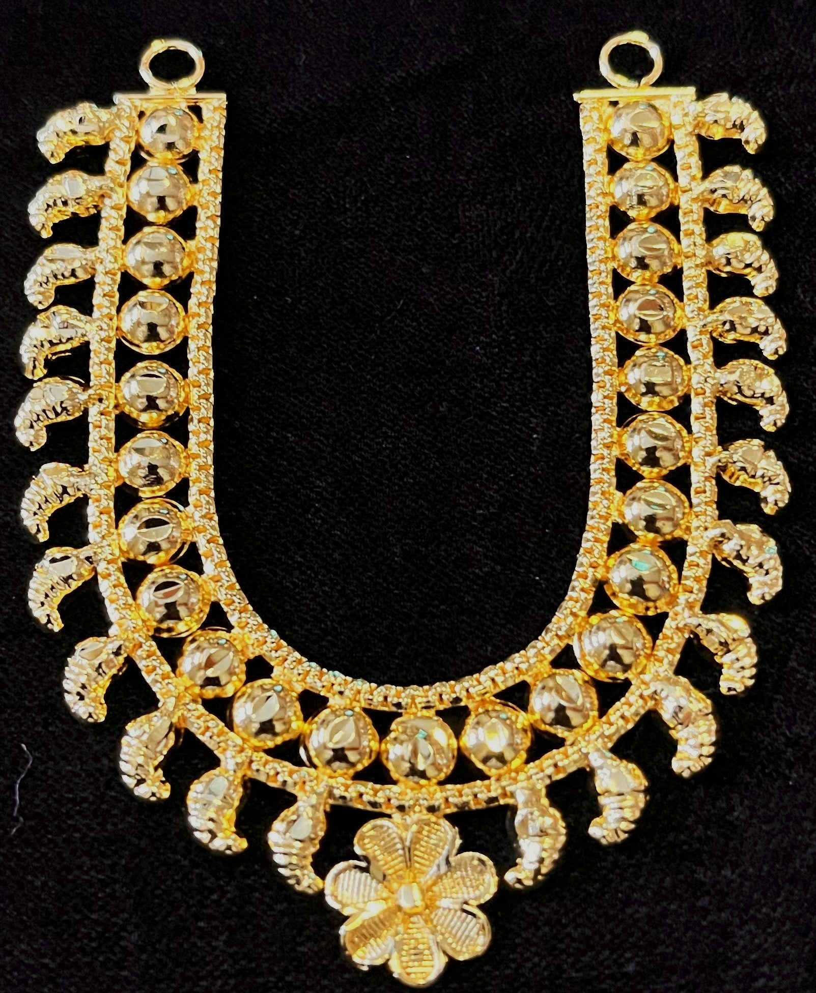 deity necklace, idol necklace jewellery, gold plated necklace for idols - Length: 3 inches | Width: 2 inches 1