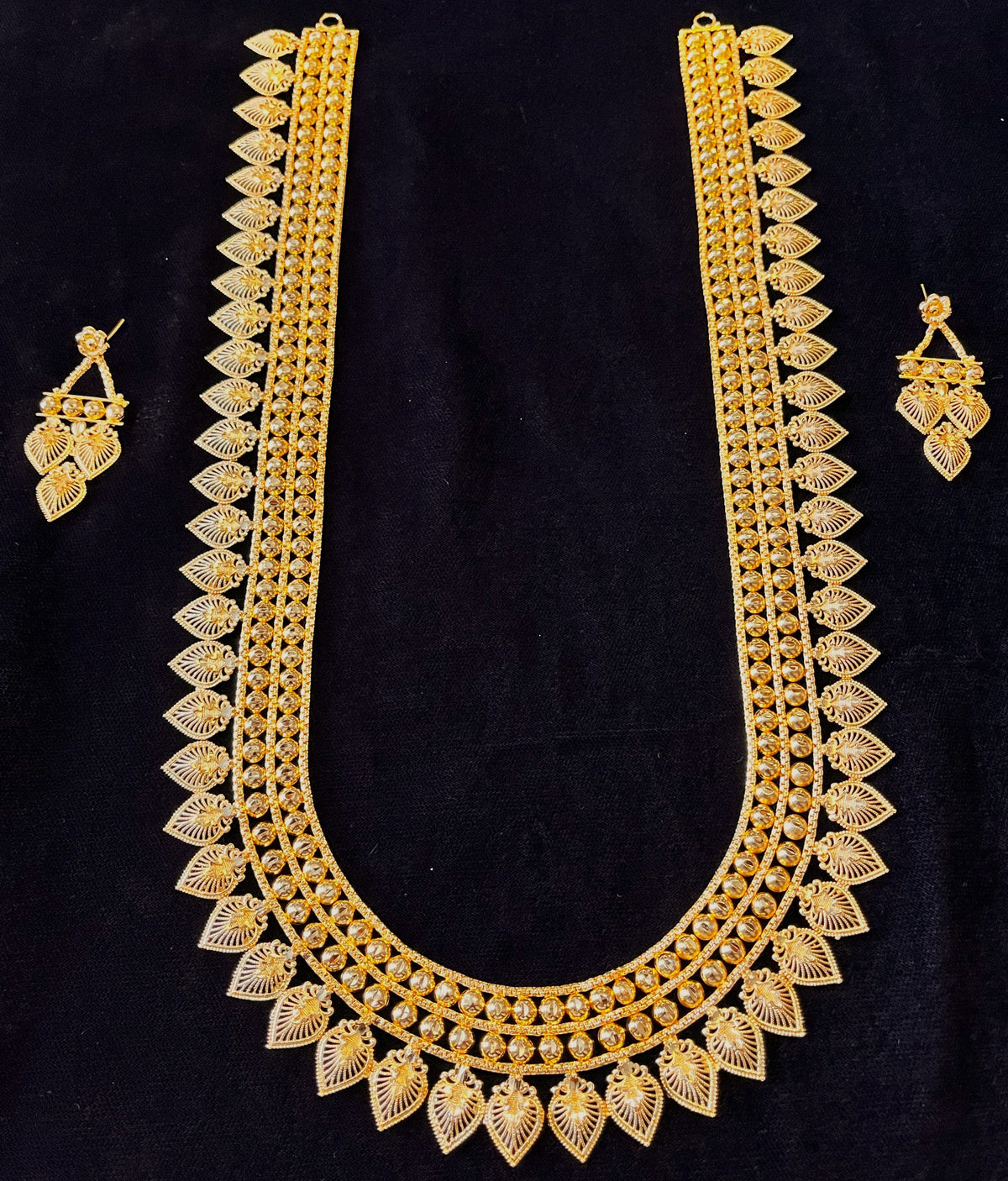 deity necklace, idol necklace jewellery, gold plated necklace for idols - Length: 12 inches | Width: 5 inches | Earrings length: 2 inches