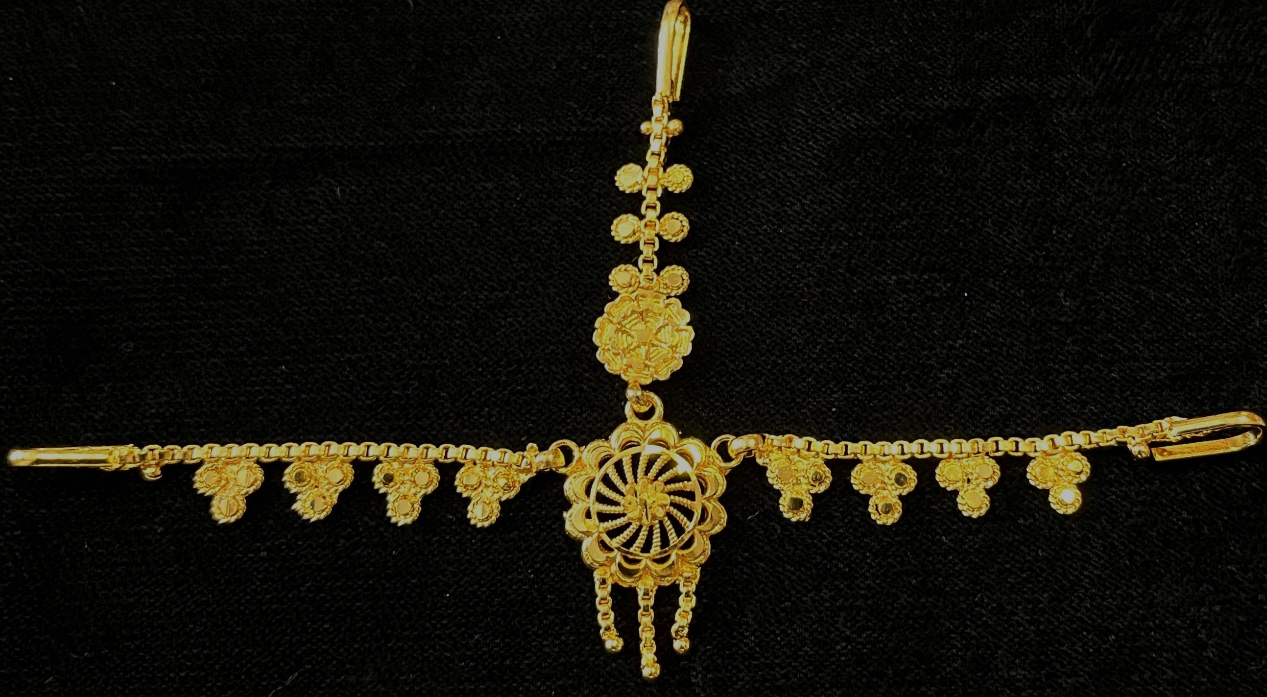 12 Inch Maa Kali Marble Dust Idol with Brocade pre-pleated saree and Gold plated jewellery (Complete set) 10