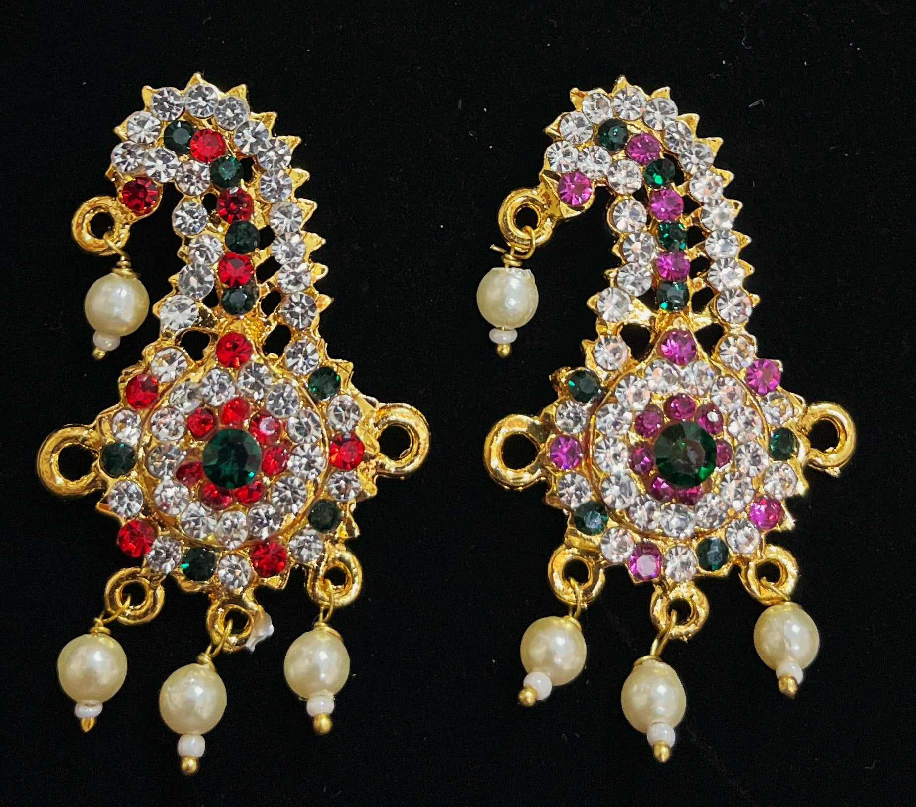 Turai Ornament – Royal Turban Jewel - Pink, white & green stones on South Indian Stones metal alloy / Red, white & green stones on South Indian Stones metal alloy - Length: 2 inches 1