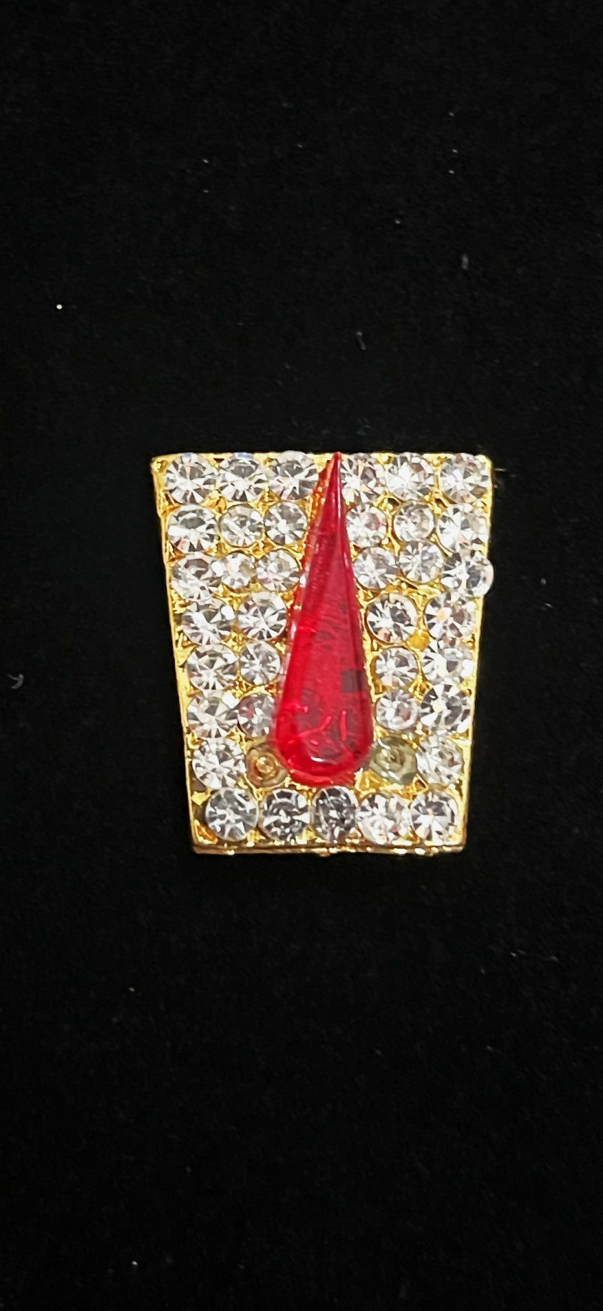Divine Tilak Set – Namam - White & Red stones on South Indian Stones metal alloy - Length: 2 cms 1