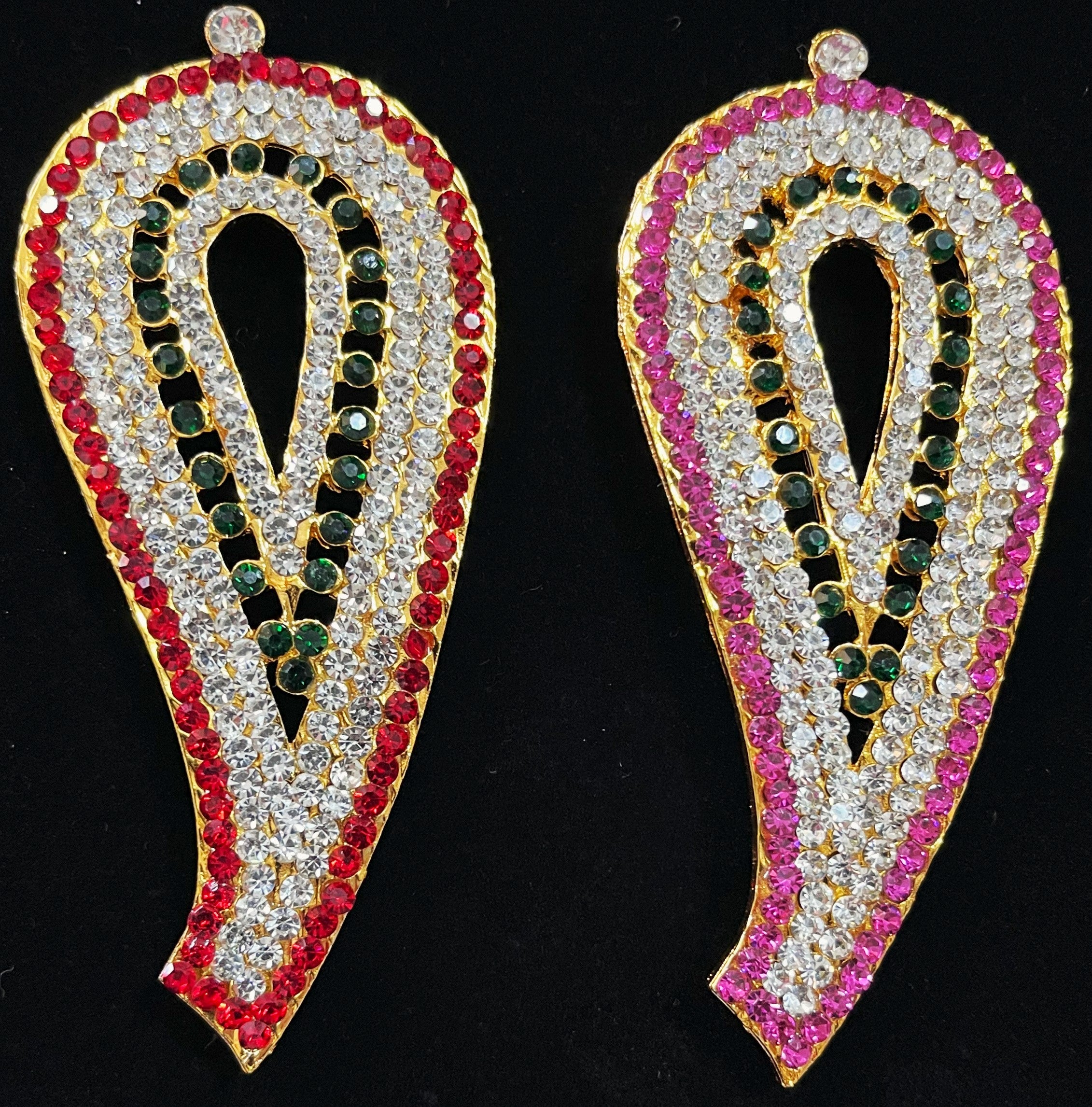 Pasha Ayudha – Ganesh, Durga, Lakshmi, Lalitha Parameshwari Ayudha - Pink, green and white / Red, white & green stones on South Indian Stones metal alloy - Length: 3.5 inches