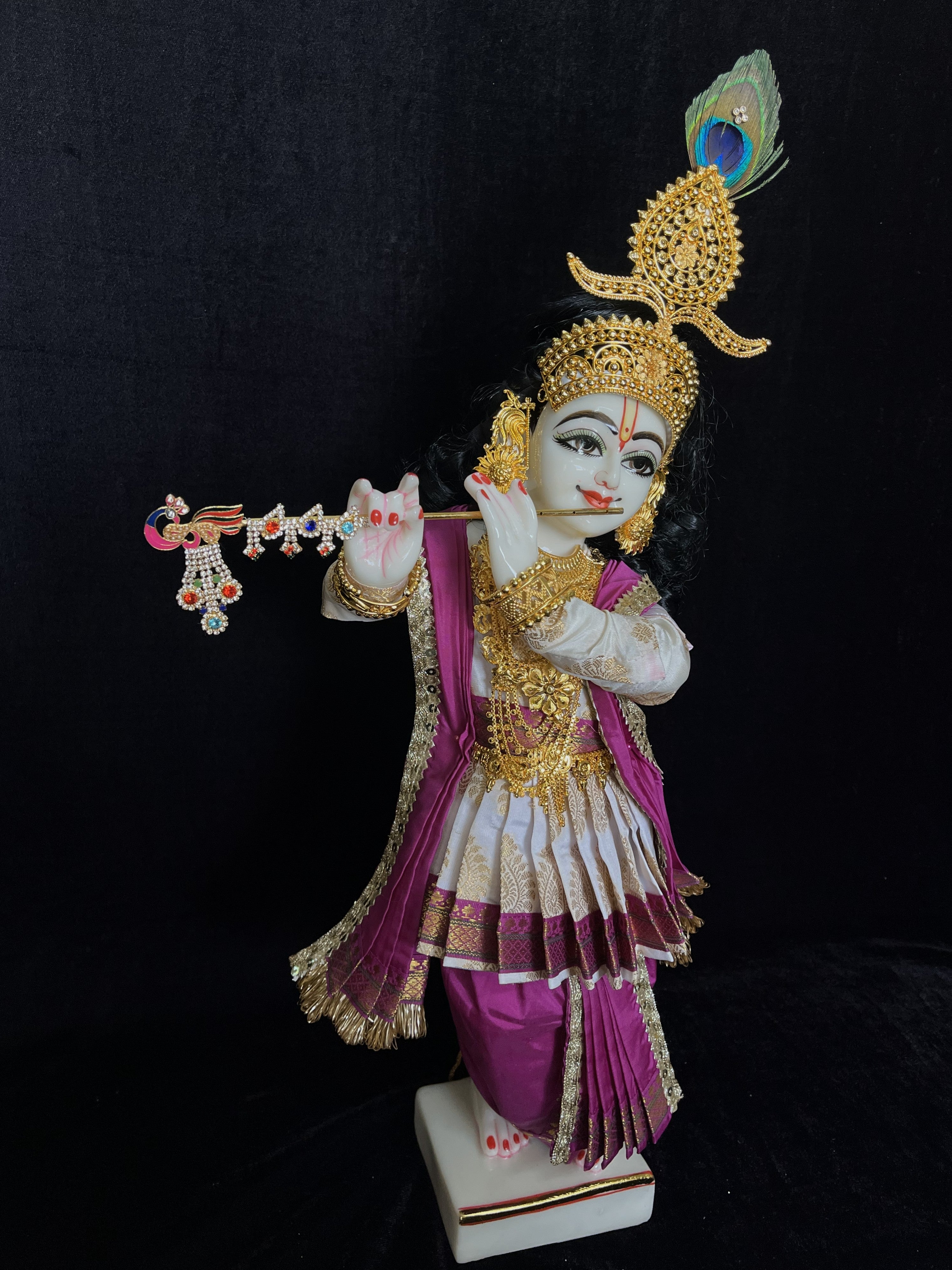 Marble Dust Iskon Radha Krishna Idol, 18 Inches, 1 Set of 2 Pieces 4