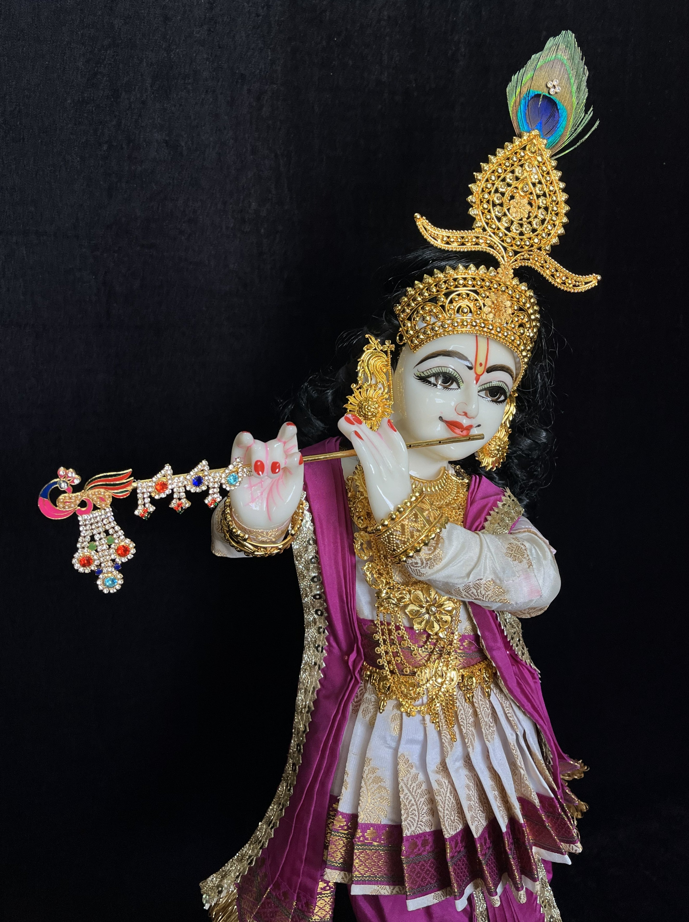 Marble Dust Iskon Radha Krishna Idol, 18 Inches, 1 Set of 2 Pieces 8