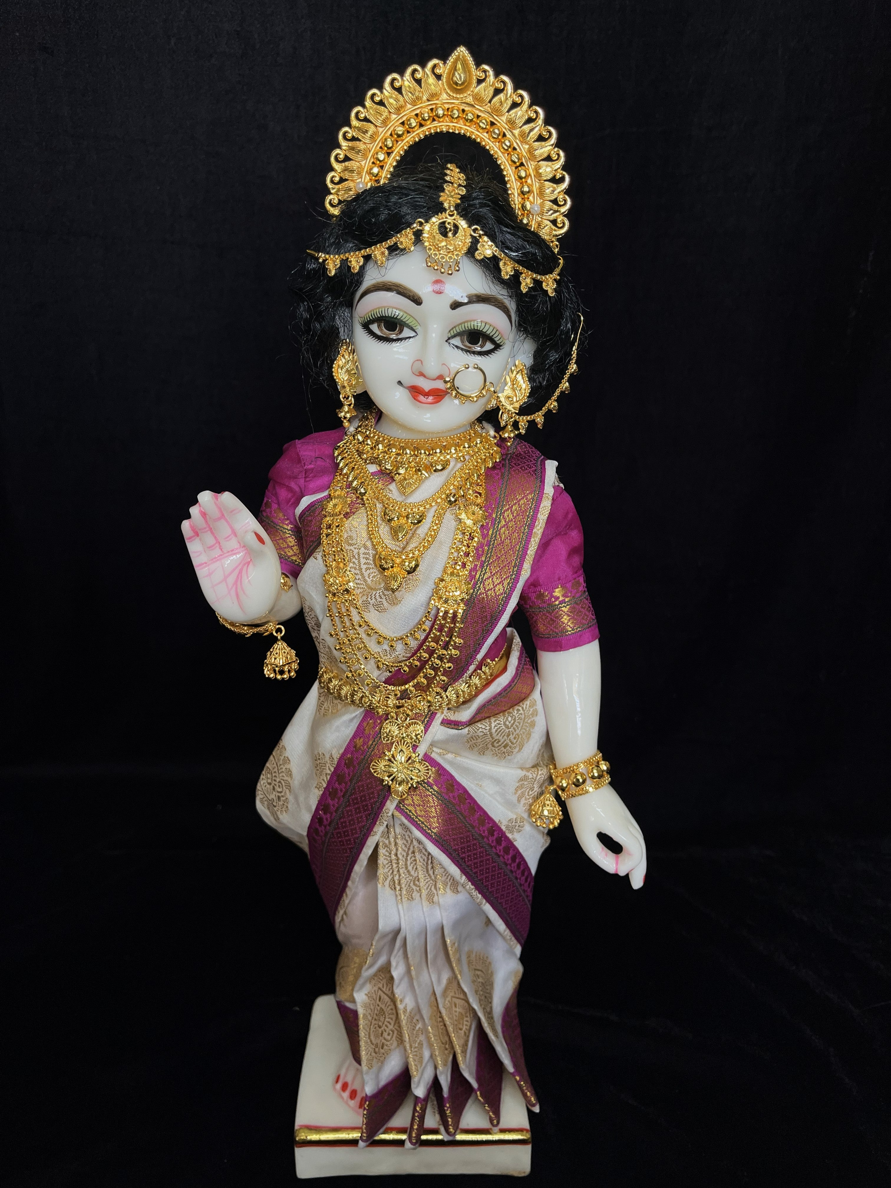 Marble Dust Iskon Radha Krishna Idol, 18 Inches, 1 Set of 2 Pieces 10