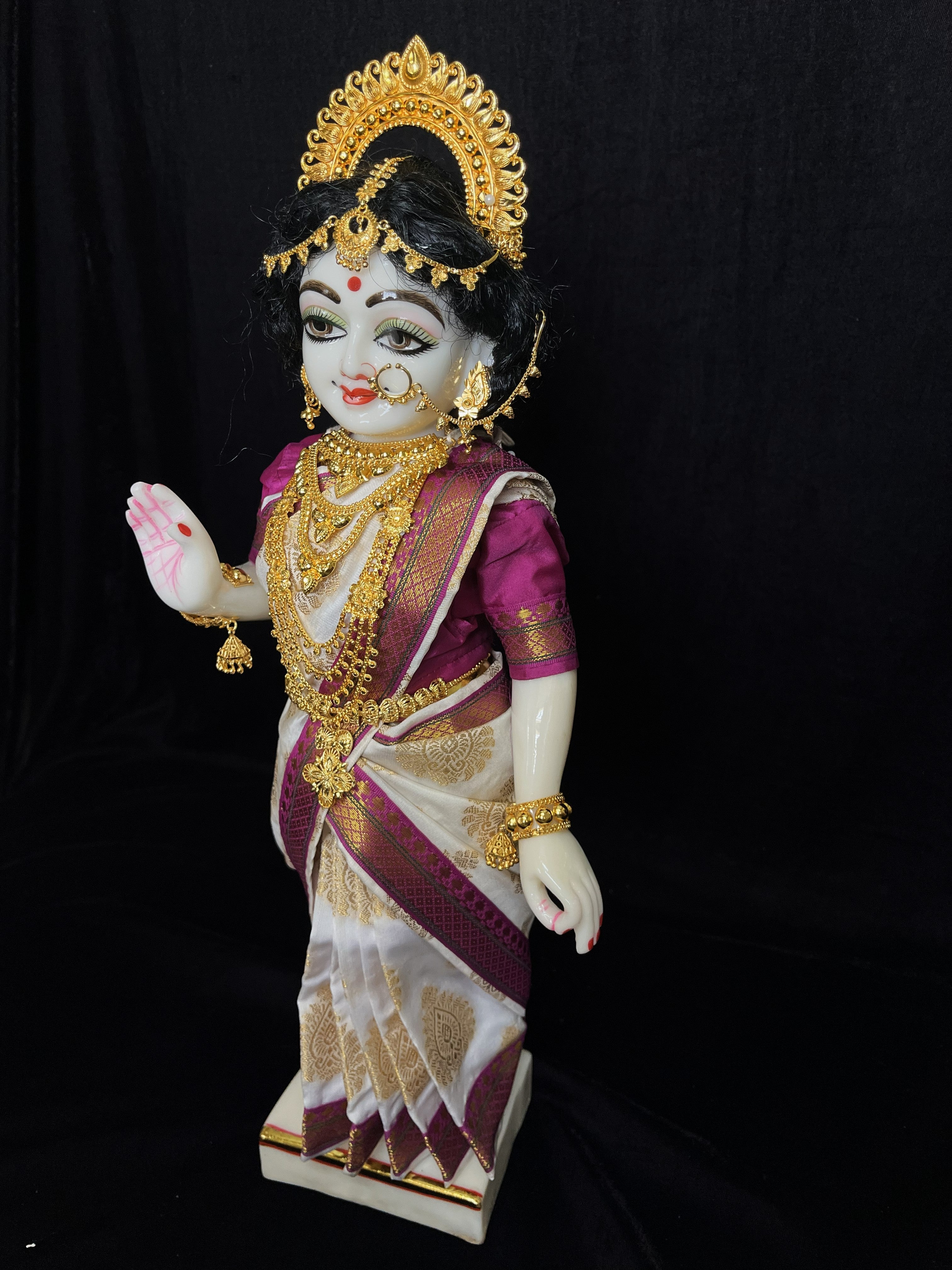 Marble Dust Iskon Radha Krishna Idol, 18 Inches, 1 Set of 2 Pieces 11