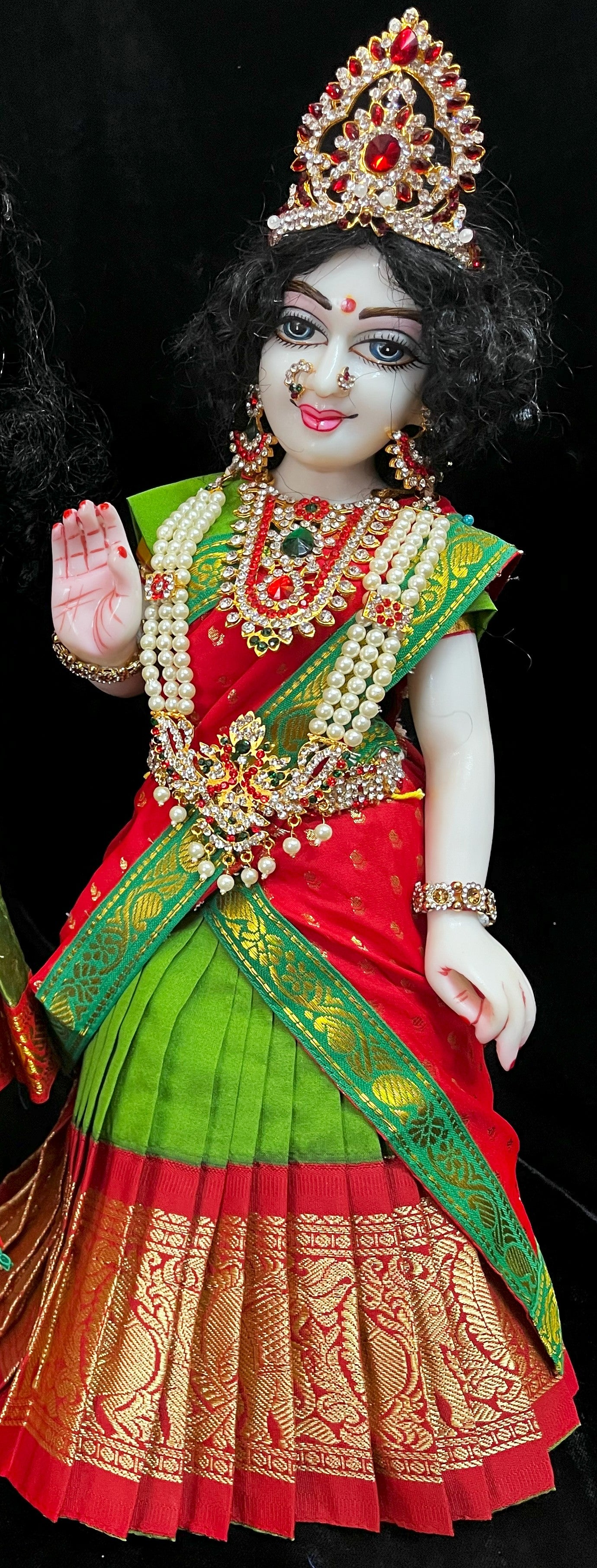 Deity half saree / lehenga patka made of Kanchivaram Pure Silk fabric. - Parrot Green colour lehenga with Red Border and Red colour dupatta 1