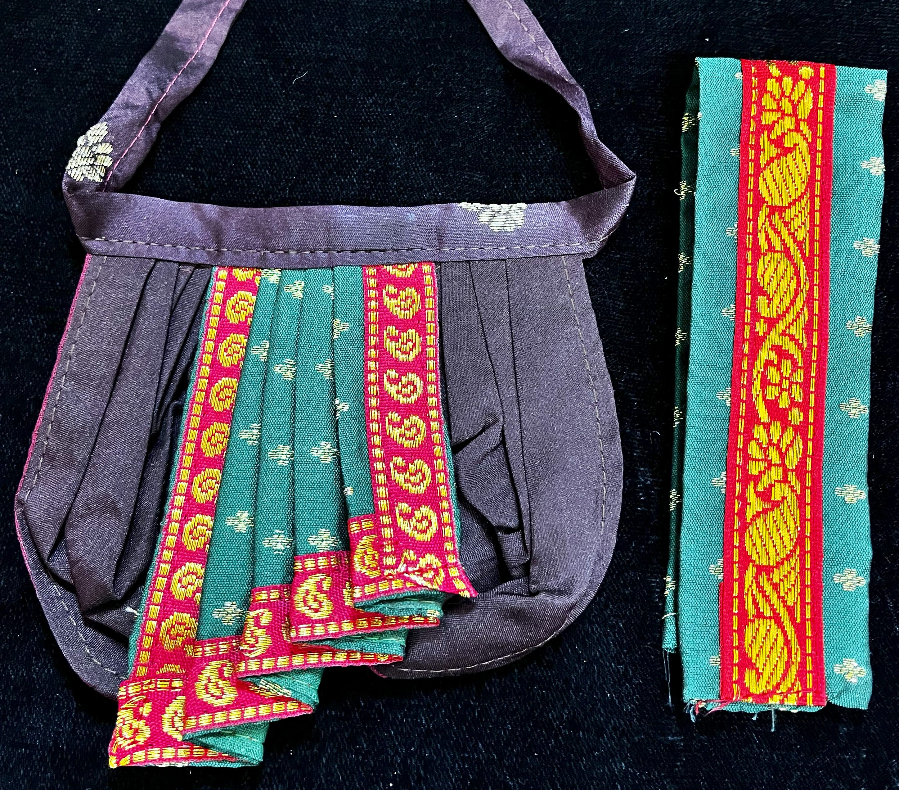 God Idol Dress – Dhoti, Bhgavan dress, Deity dhoti patka/shalya, Khes, Patka, Uparna Vastra for Ganpati, Krishna, Balaji, Murugan, Isar Ji | Gangaur, made of Kanchivaram Pure Silk material - Dark Brown colour dhoti with Red Border and Green colour Shalya 2
