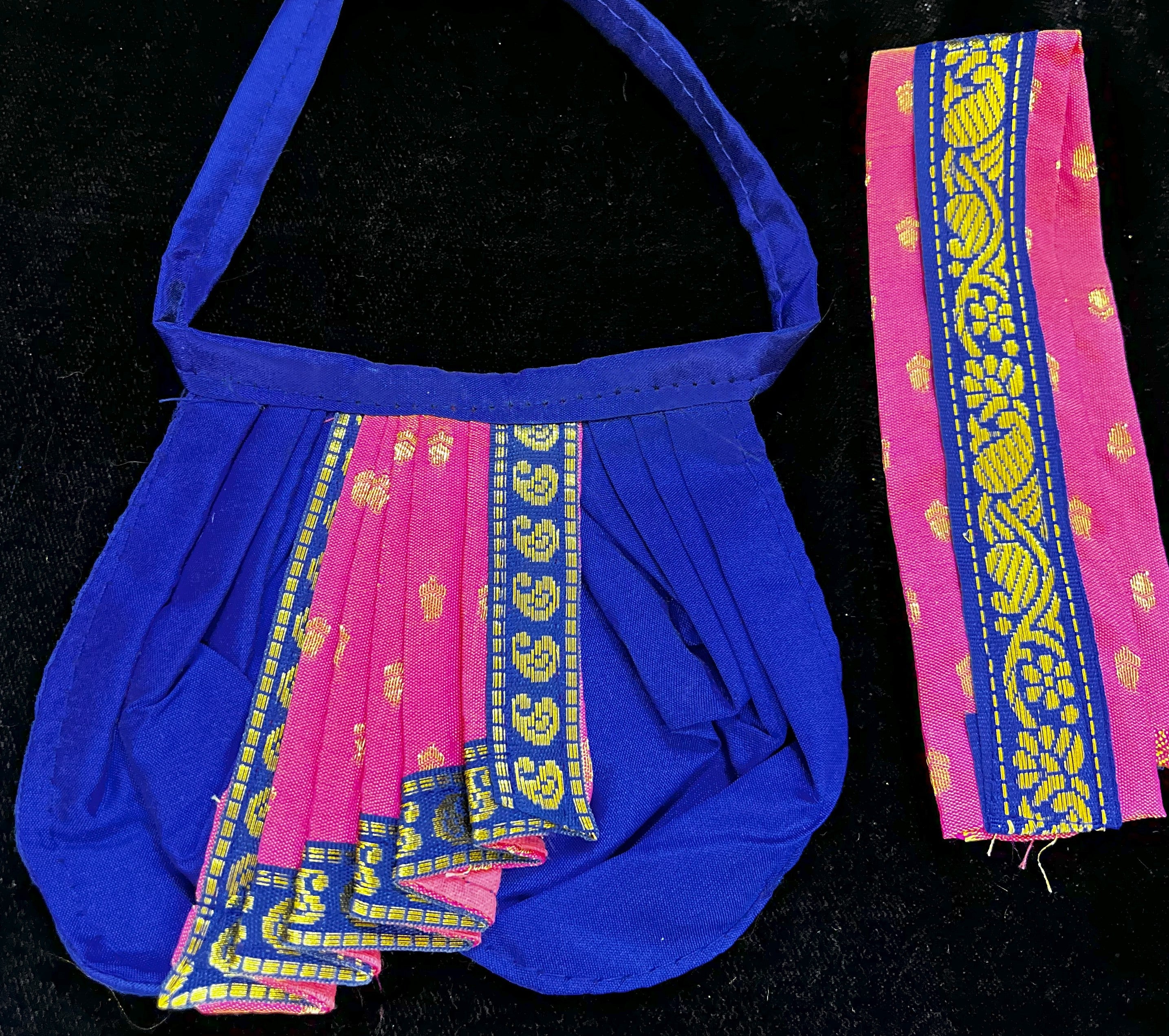 God Idol Dhoti Patka/Shalya, Kanchivaram Pure Silk - Royal Blue colour dhoti with Red Border and Light Pink colour Shalya 2