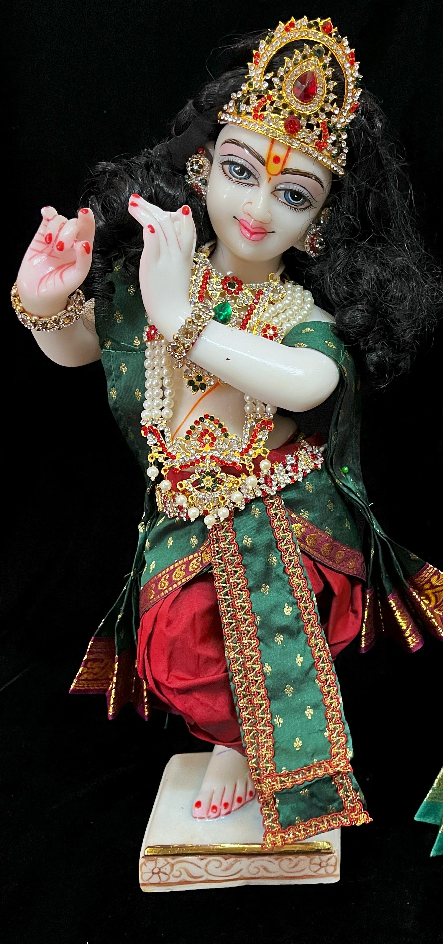 God Idol Dress – Dhoti, Bhgavan dress, Deity dhoti patka/shalya, Khes, Patka, Uparna Vastra for Ganpati, Krishna, Balaji, Murugan, Isar Ji | Gangaur, made of Kanchivaram Pure Silk material - Dark Red colour dhoti with Green Border and Green colour Shalya
