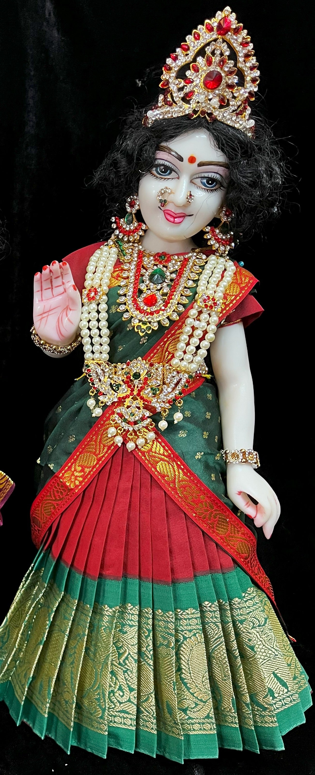 Deity half saree / lehenga patka made of Kanchivaram Pure Silk fabric. - Dark Red colour lehenga with Green Border and Green colour dupatta 1