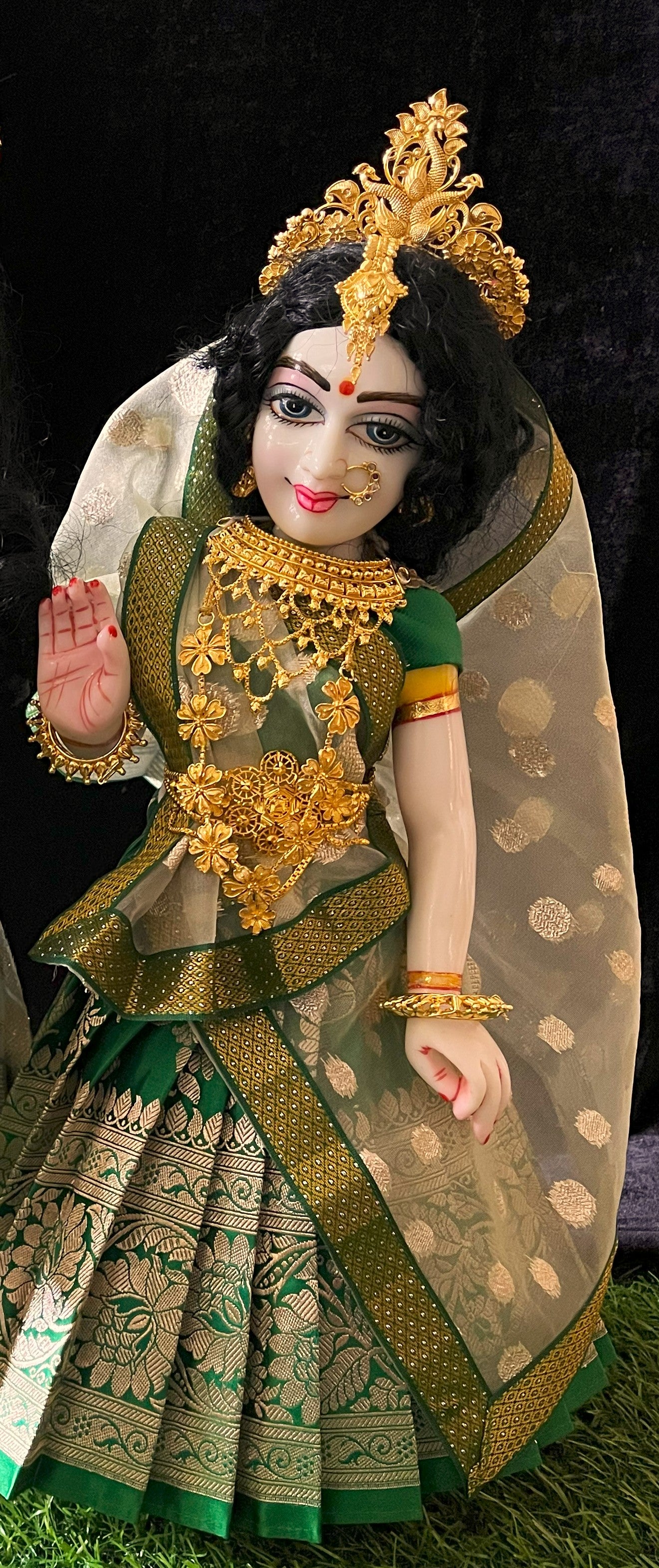 Deity half saree / lehenga patka made of Banaras Pure Silk fabric. - Dark Green colour lehenga with light Green colour dupatta 1