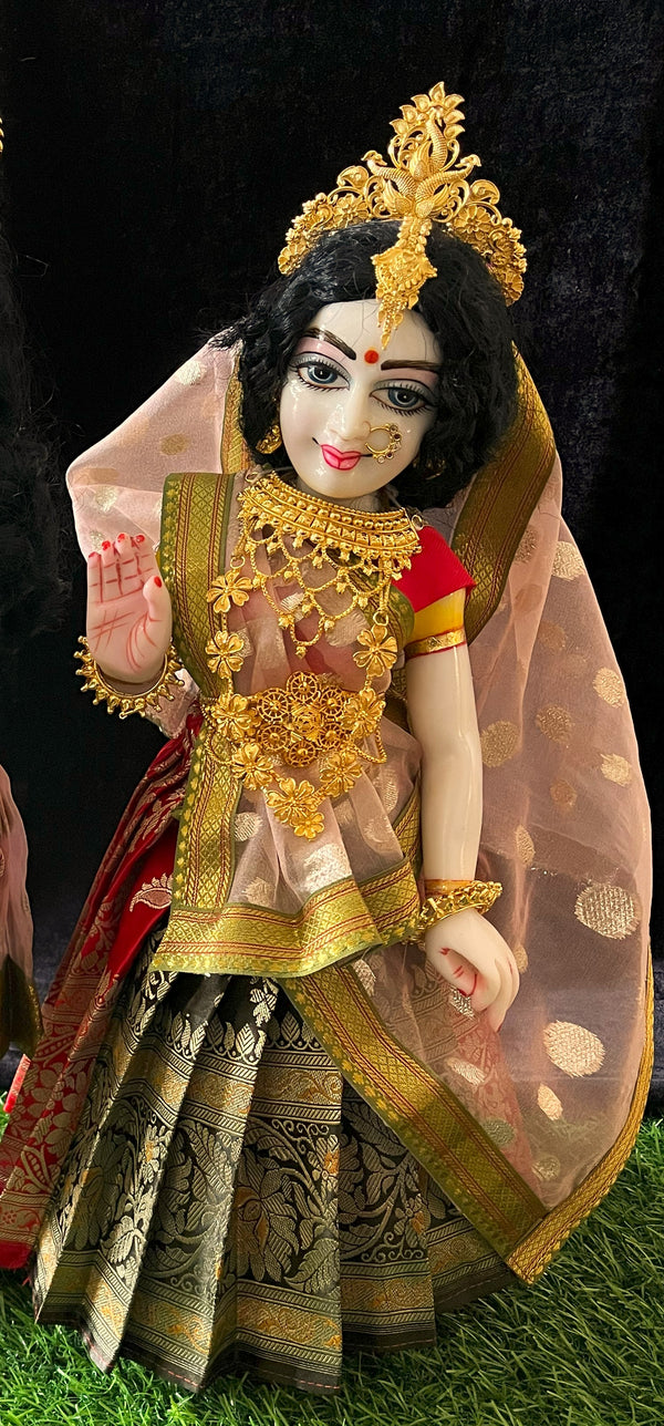 Deity half saree / lehenga patka made of Banaras Pure Silk fabric. - Dark Sap Green and Red colour lehenga with Light Red colour dupatta