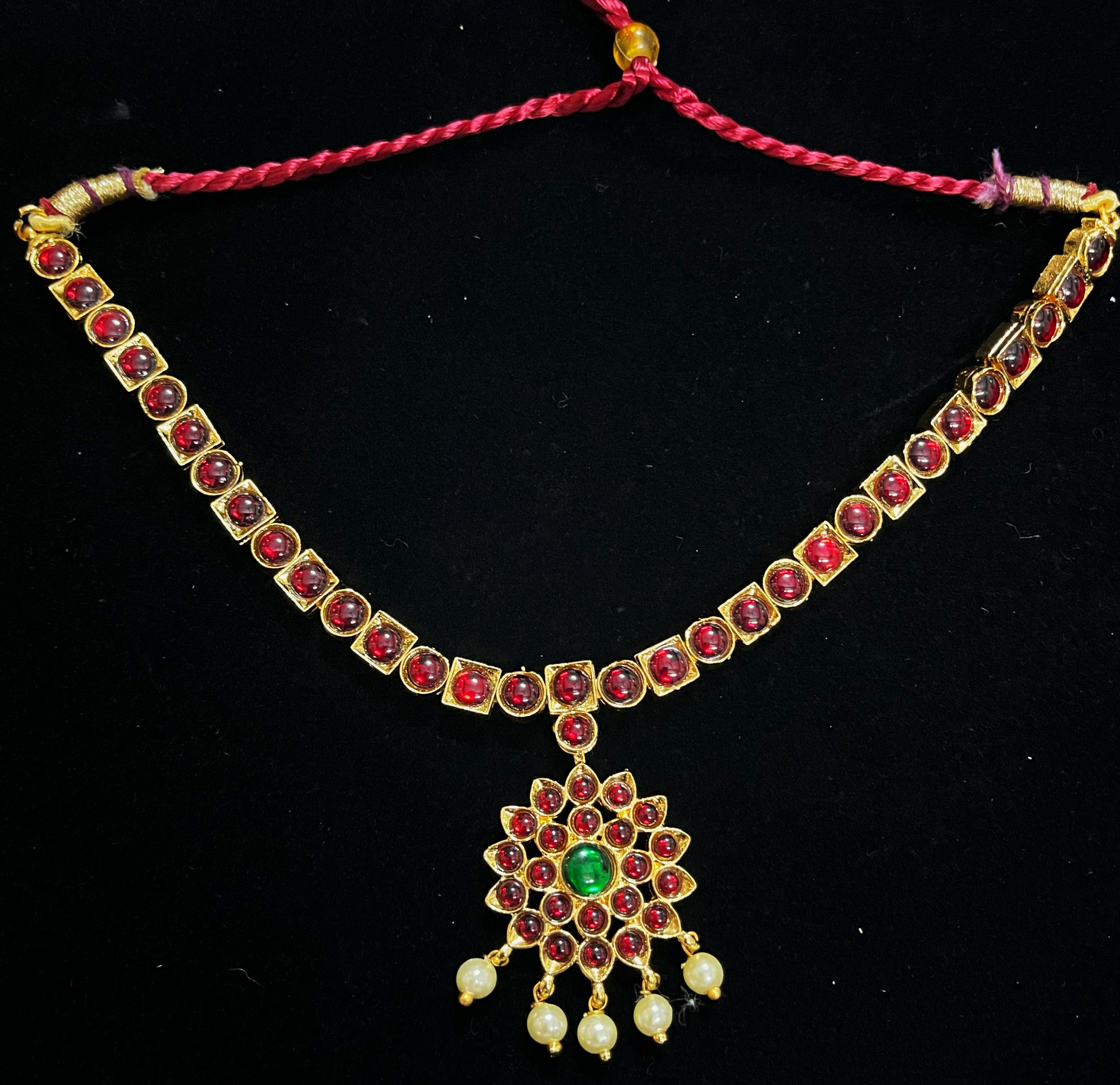 Deity short necklace / Choker - Pearls with read and green kemp stones on Gold plated metal alloy 1