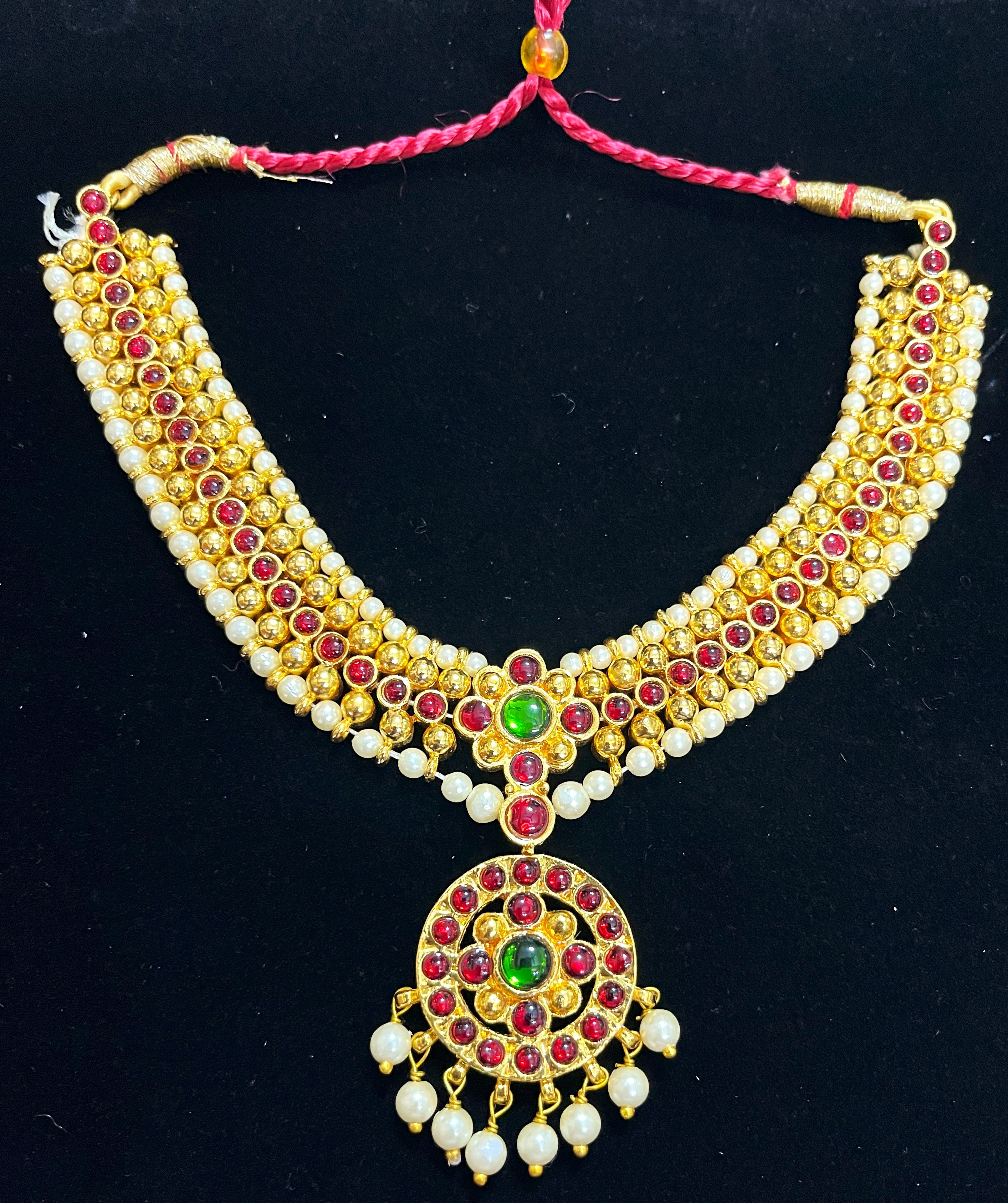 Deity short necklace / Choker - Pearls with read and green kemp stones on Gold plated metal alloy 1