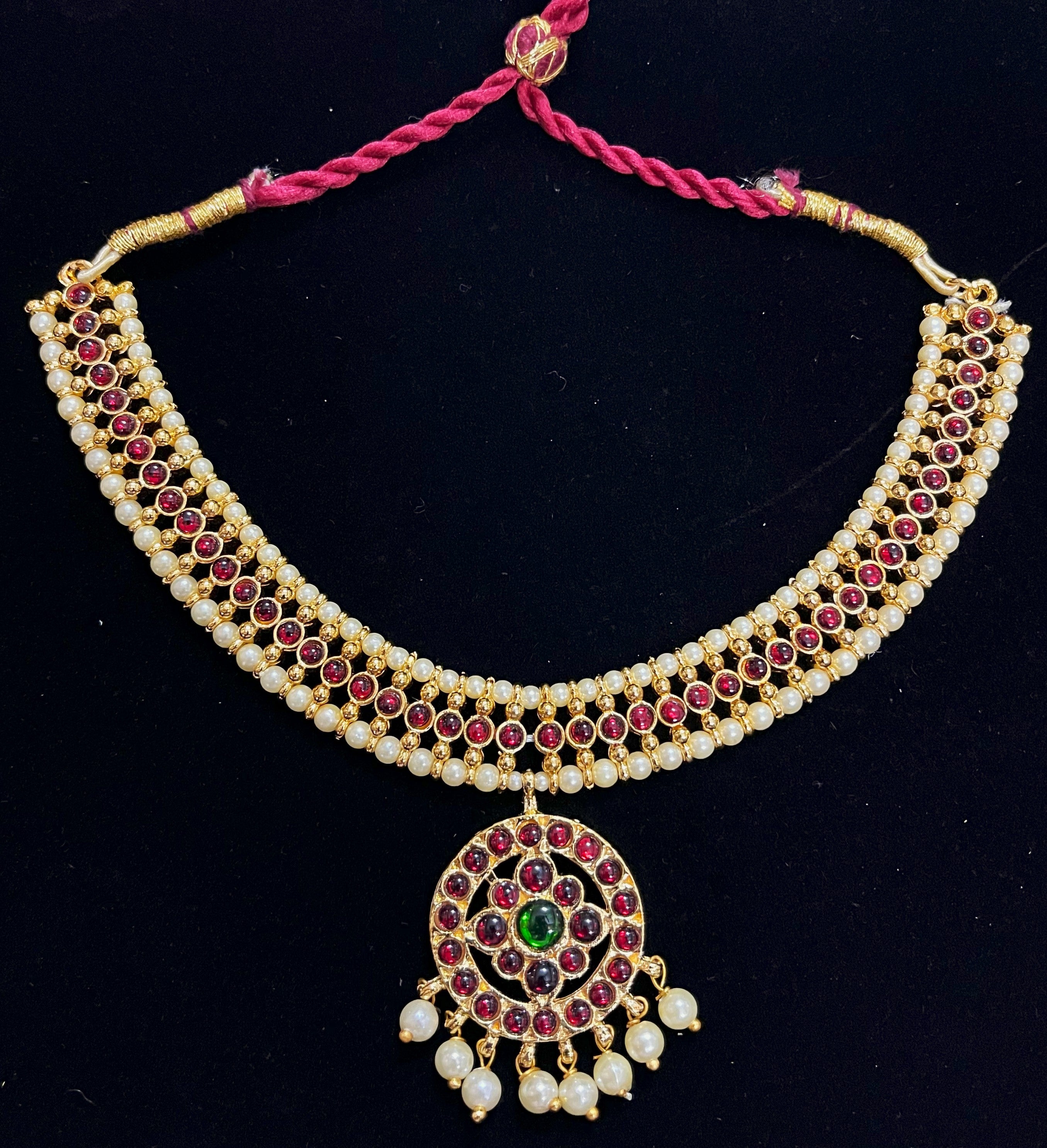 Deity short necklace / Choker - Pearls with read and green kemp stones on Gold plated metal alloy 1