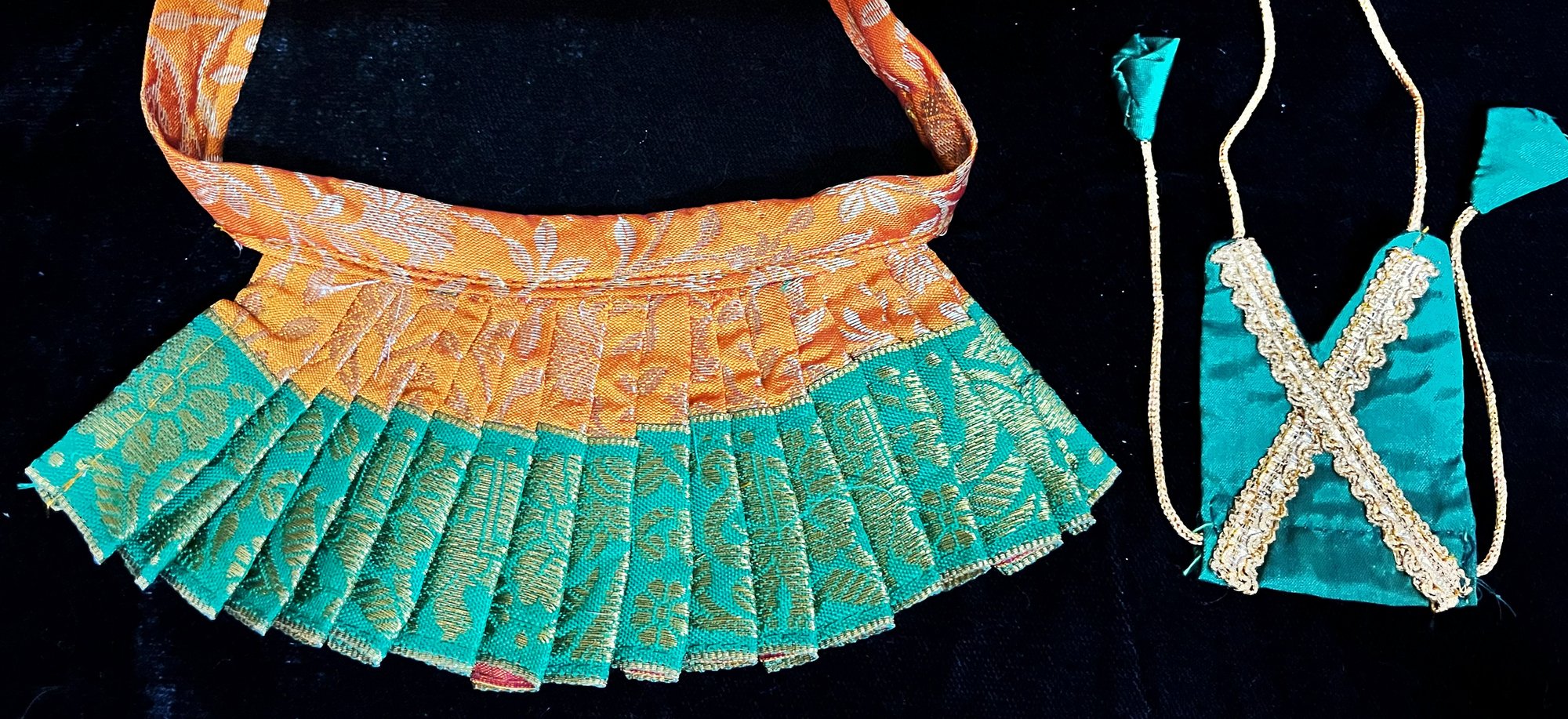 Deity half saree / lehenga patka made of Brocade Silk Fabric (Pure Silk) - Orange lehenga with Green zari border and Gold net dupatta 3