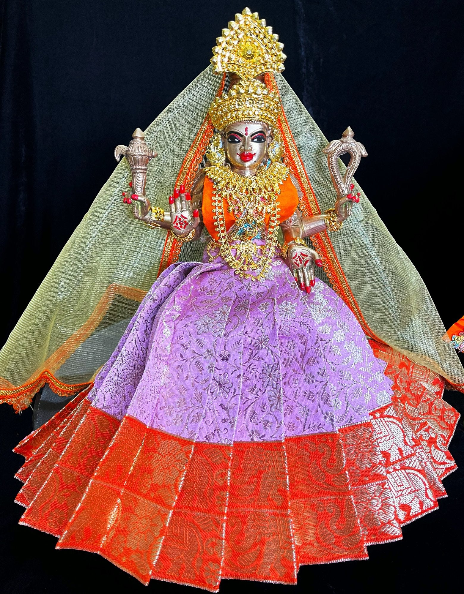Deity half saree / lehenga patka made of Brocade Silk Fabric (Pure Silk) - Lilac Pink lehenga with Orange zari border and Gold net dupatta 2