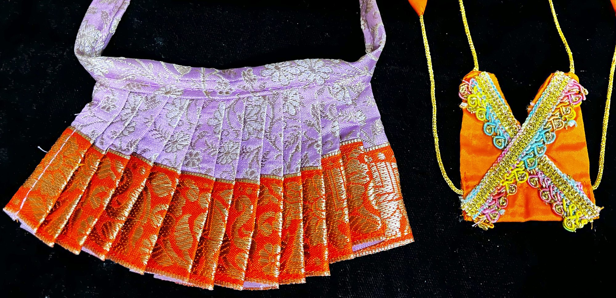 Deity half saree / lehenga patka made of Brocade Silk Fabric (Pure Silk) - Lilac Pink lehenga with Orange zari border and Gold net dupatta 3