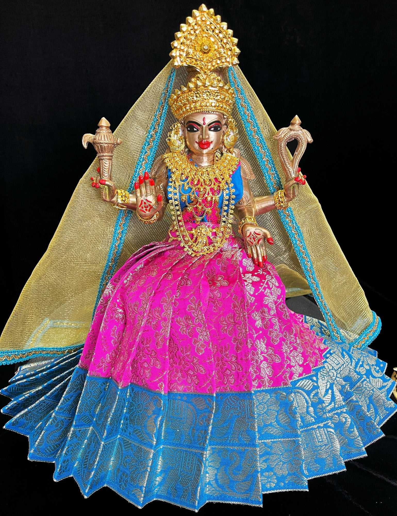 Deity half saree / lehenga patka made of Brocade Silk Fabric (Pure Silk) - Rani Pink lehenga with  Sky Blue zari border and Gold net dupatta 2
