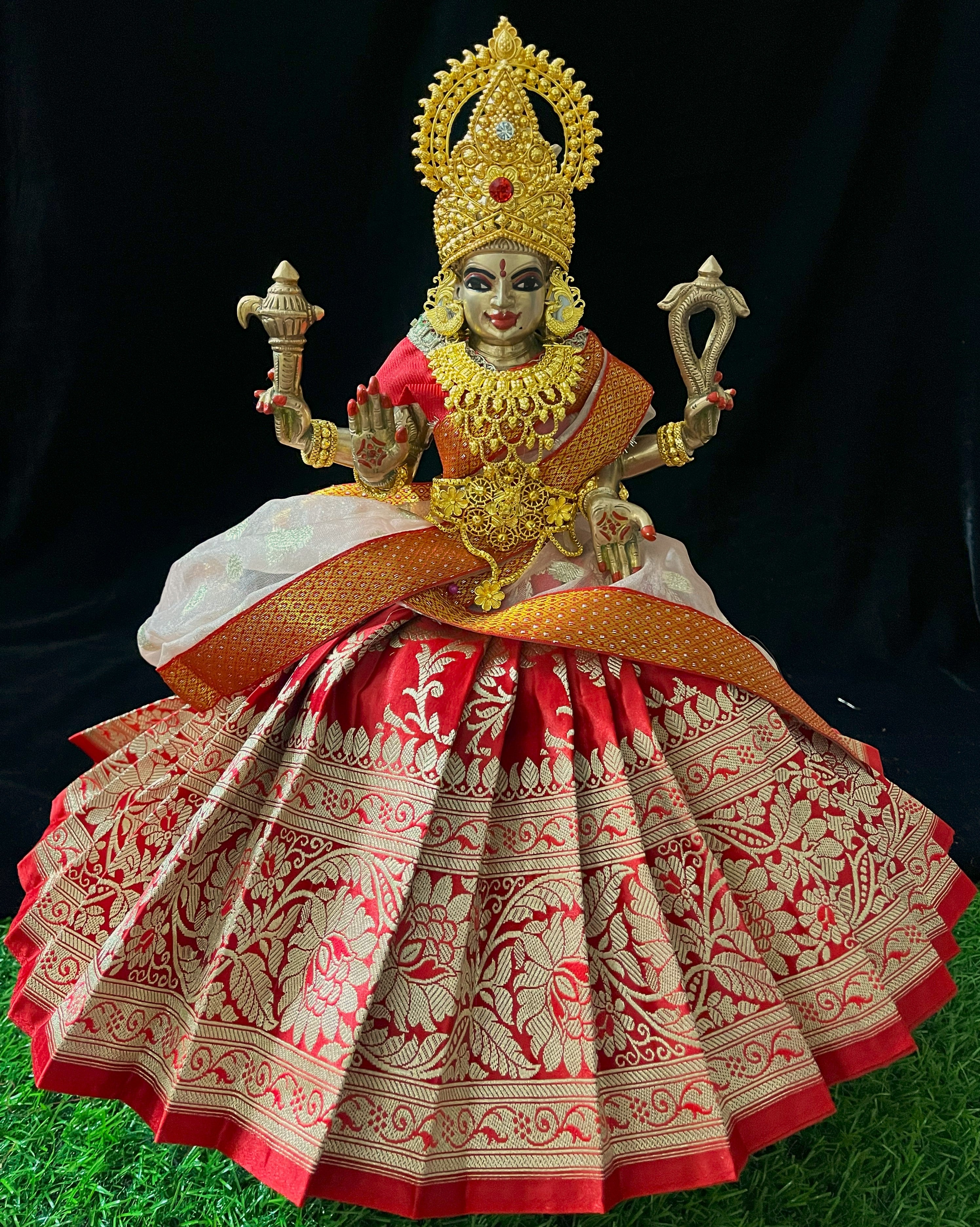 Deity half saree / lehenga patka made of Banaras Pure Silk fabric. - Red colour lehenga with light Red colour dupatta 3