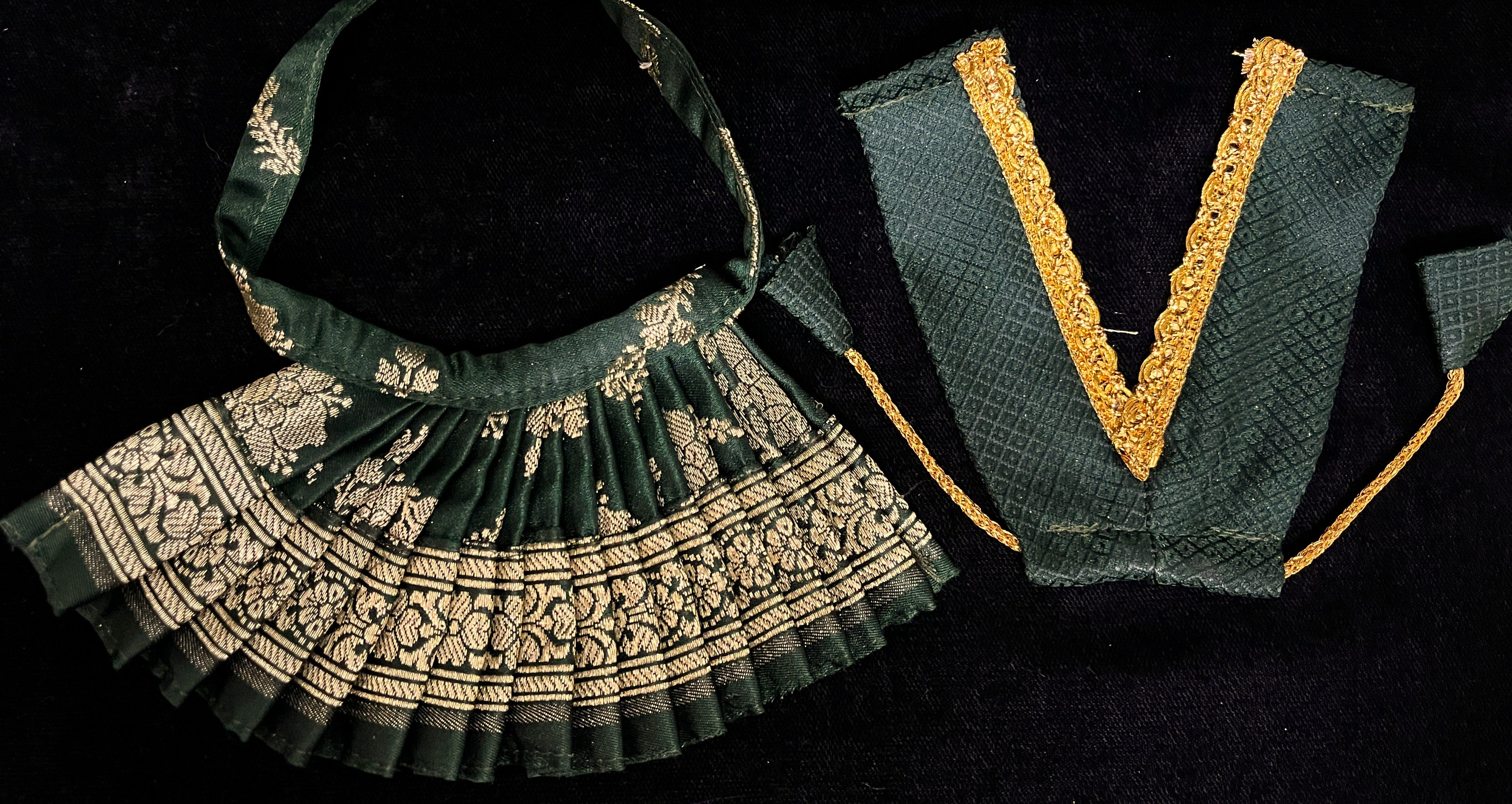 Deity half saree / lehenga patka made of Banaras Pure Silk fabric. - Bottle Green lehenga with Light Green colour dupatta 2