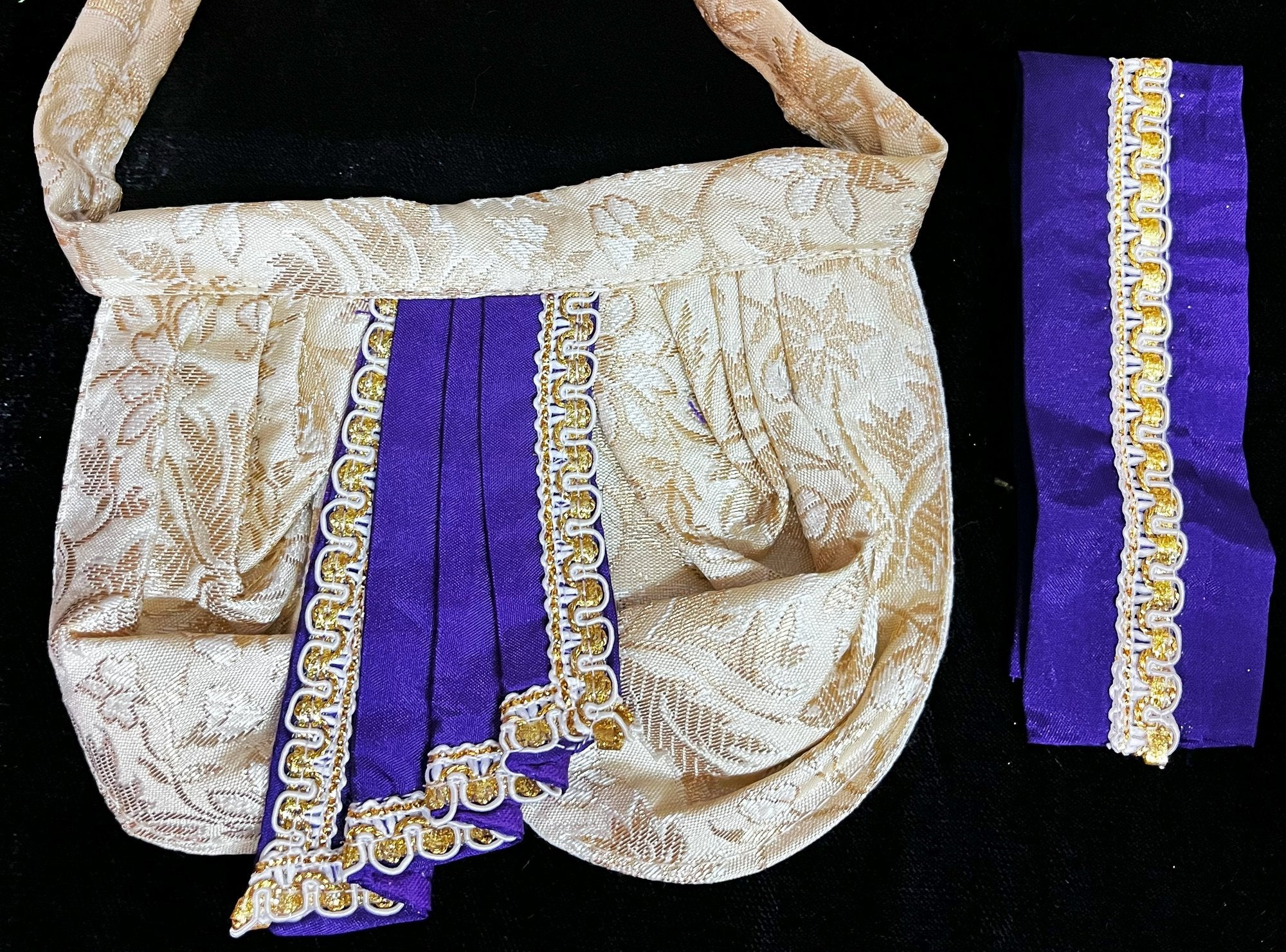 Deity dhoti and patka shalya / Uparna vastra made of Brocade Silk (Pure Silk) - White and Purple Dhoti with matching shalya 3