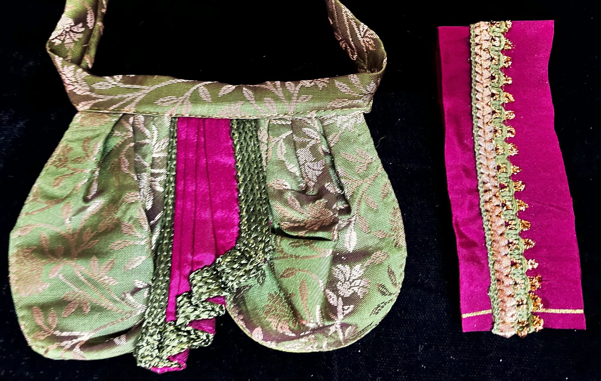 Deity dhoti and patka shalya / Uparna vastra made of Brocade Silk (Pure Silk) - Sap Green and Maroon Dhoti with matching shalya 3